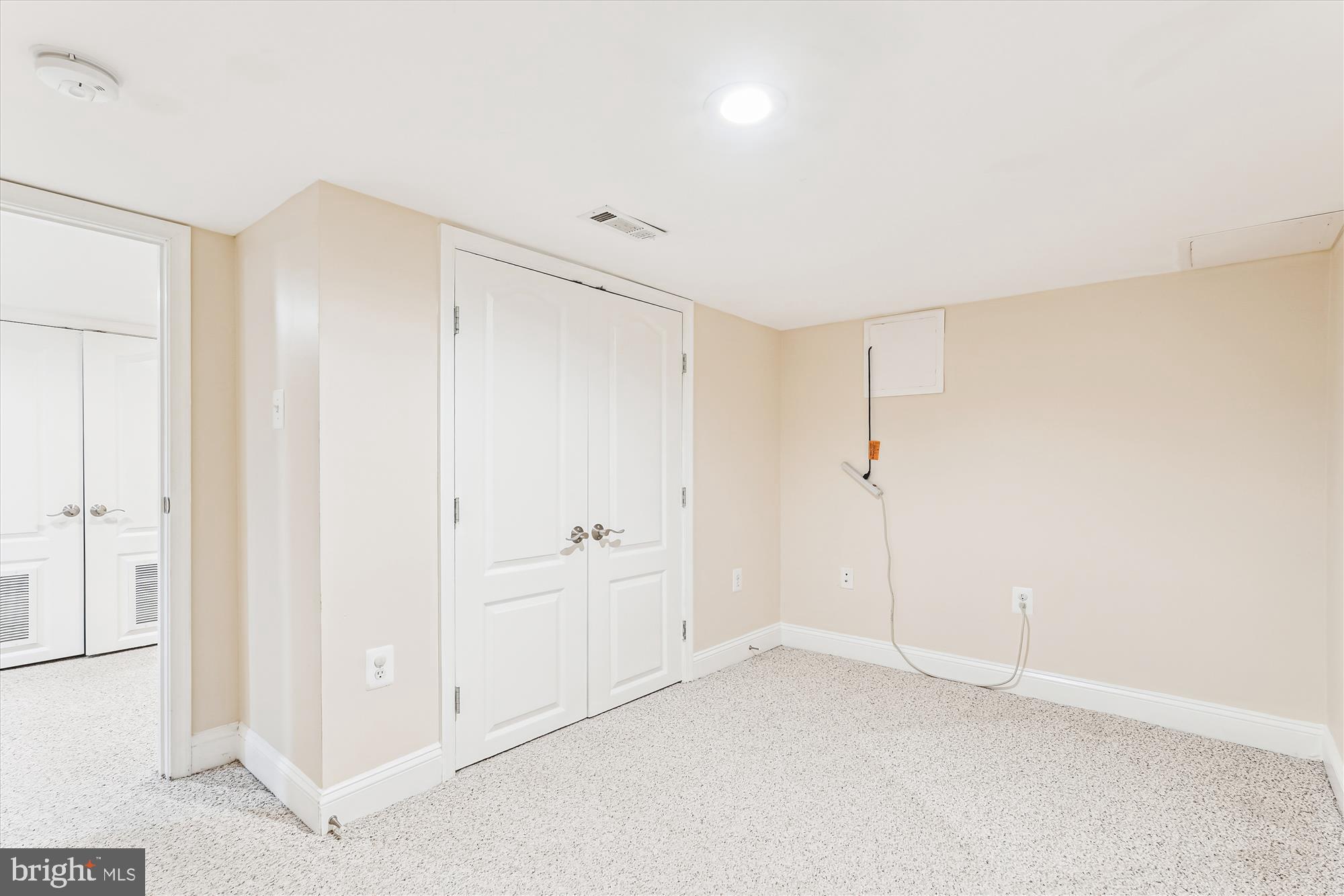 CHILLUM - Residential Lease