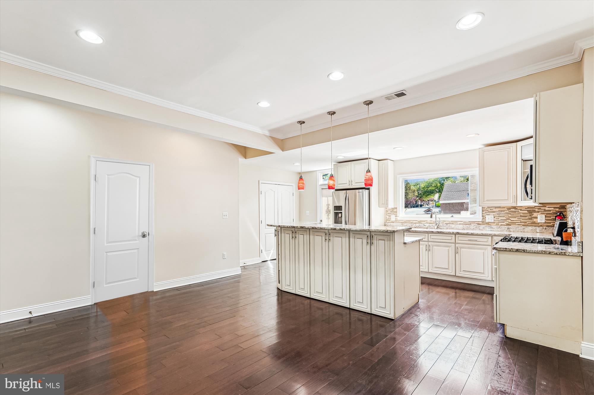 CHILLUM - Residential Lease