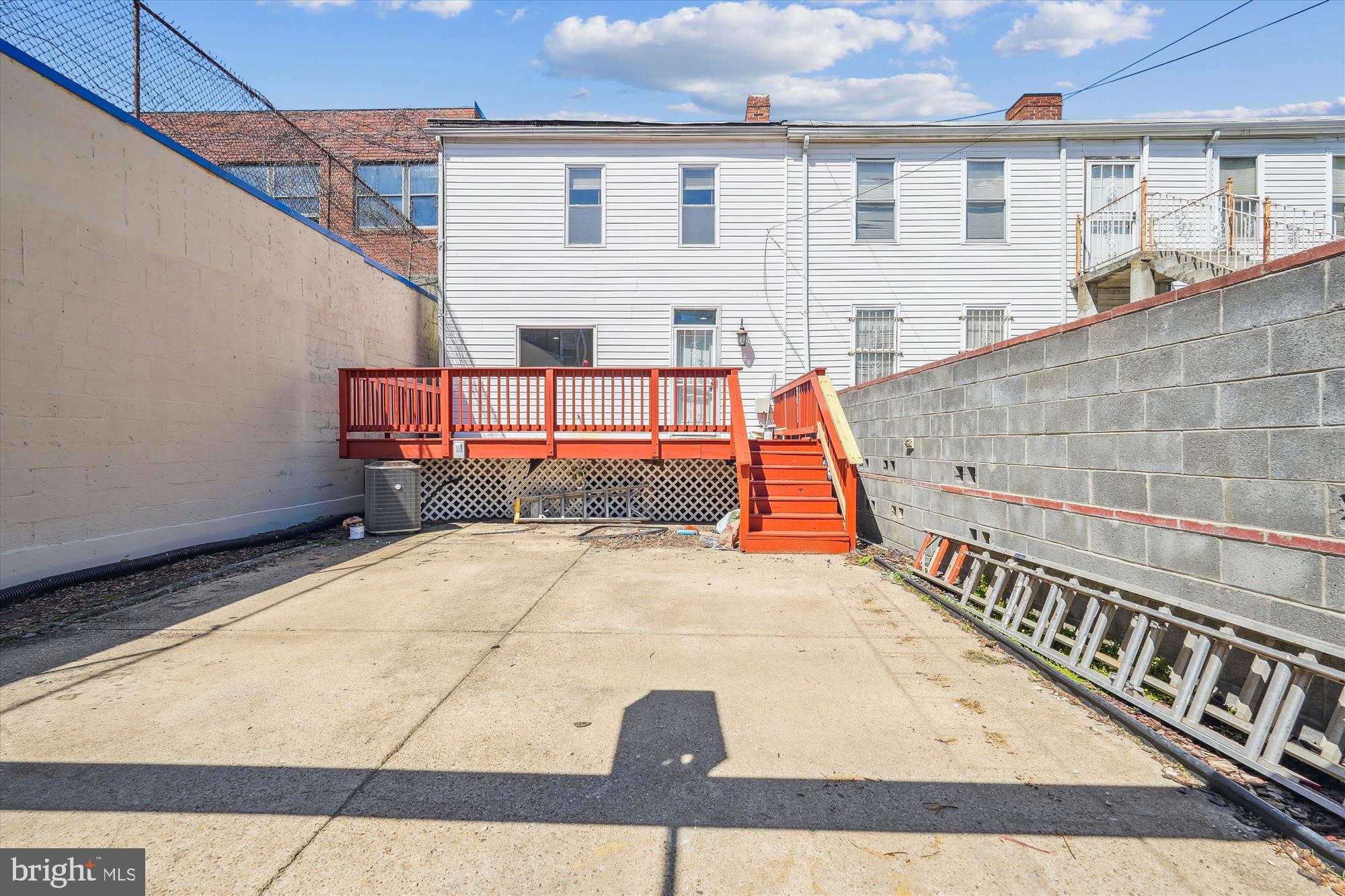 CHILLUM - Residential Lease