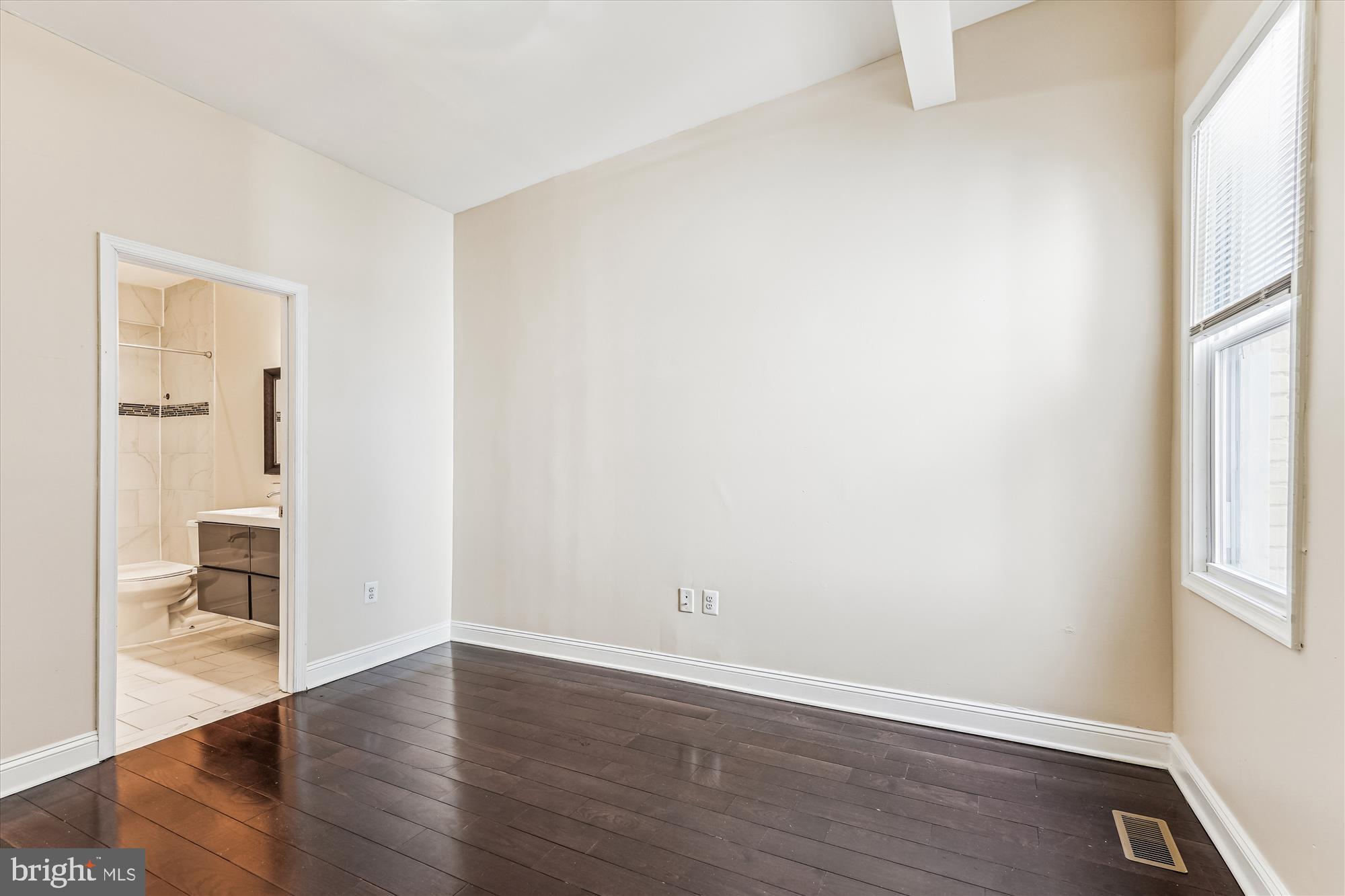 CHILLUM - Residential Lease