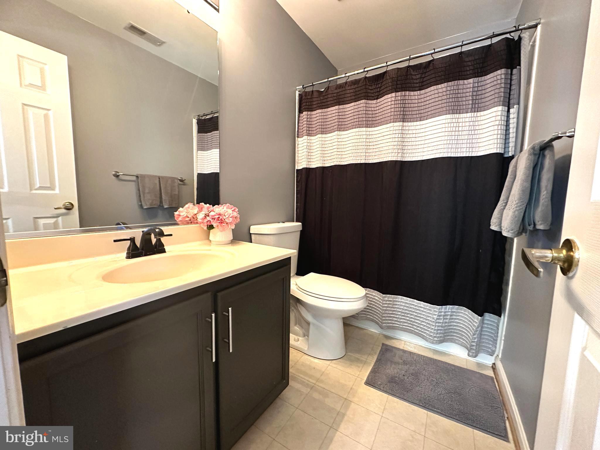 APPLEGATE NORTH - Residential