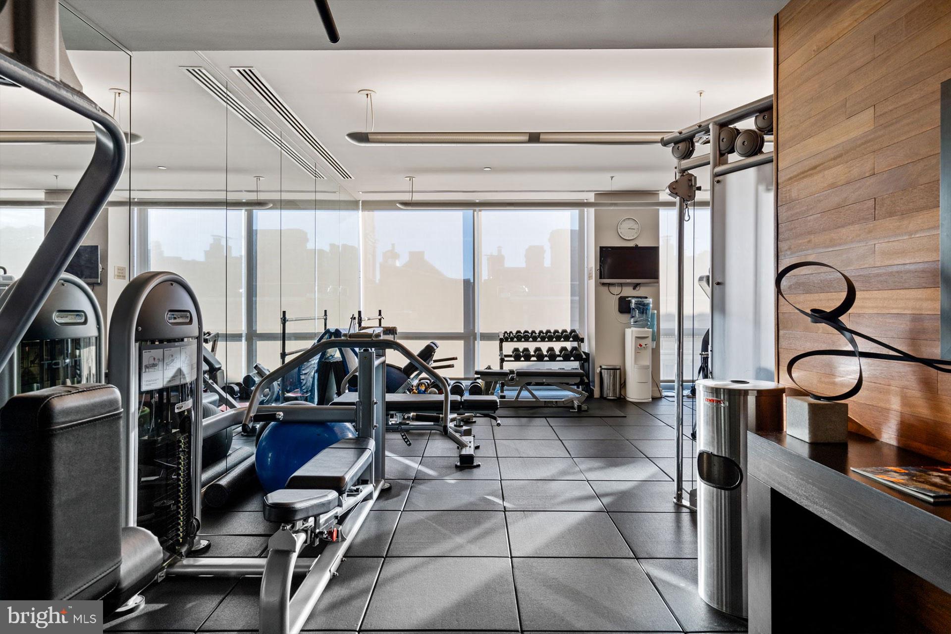 RITTENHOUSE SQUARE - Residential