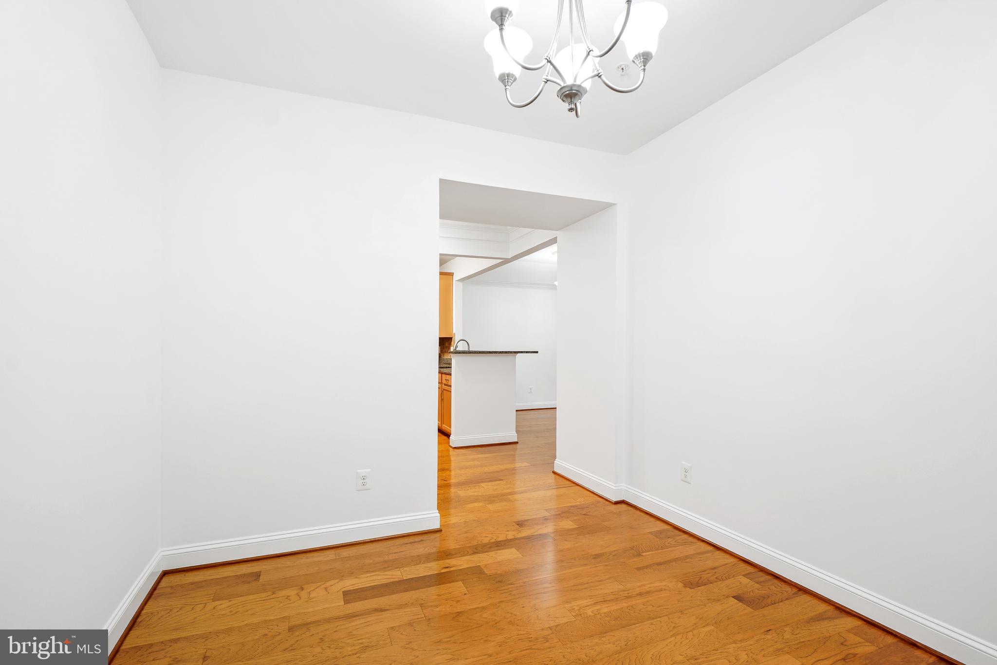PINEY ORCHARD - Residential