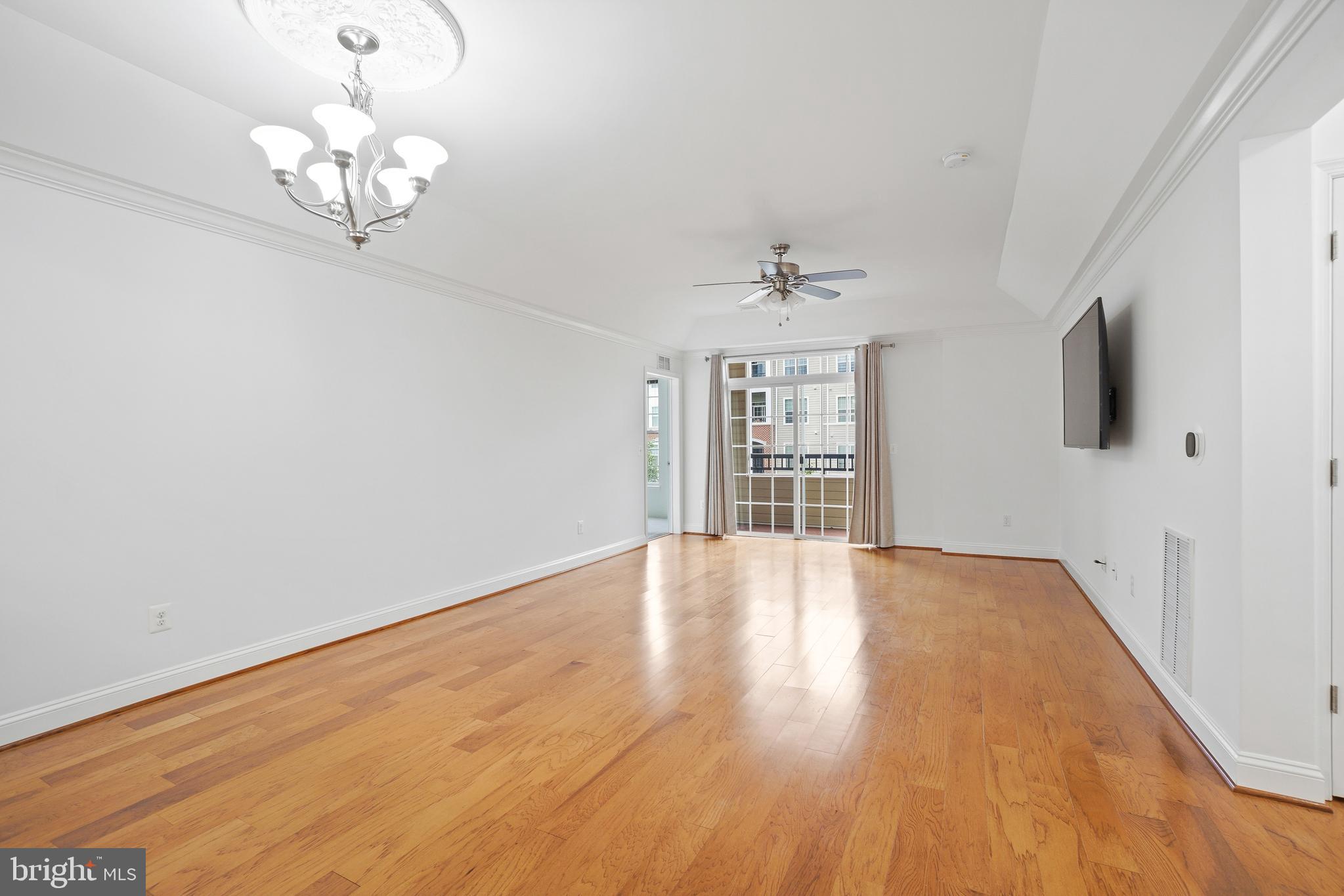 PINEY ORCHARD - Residential