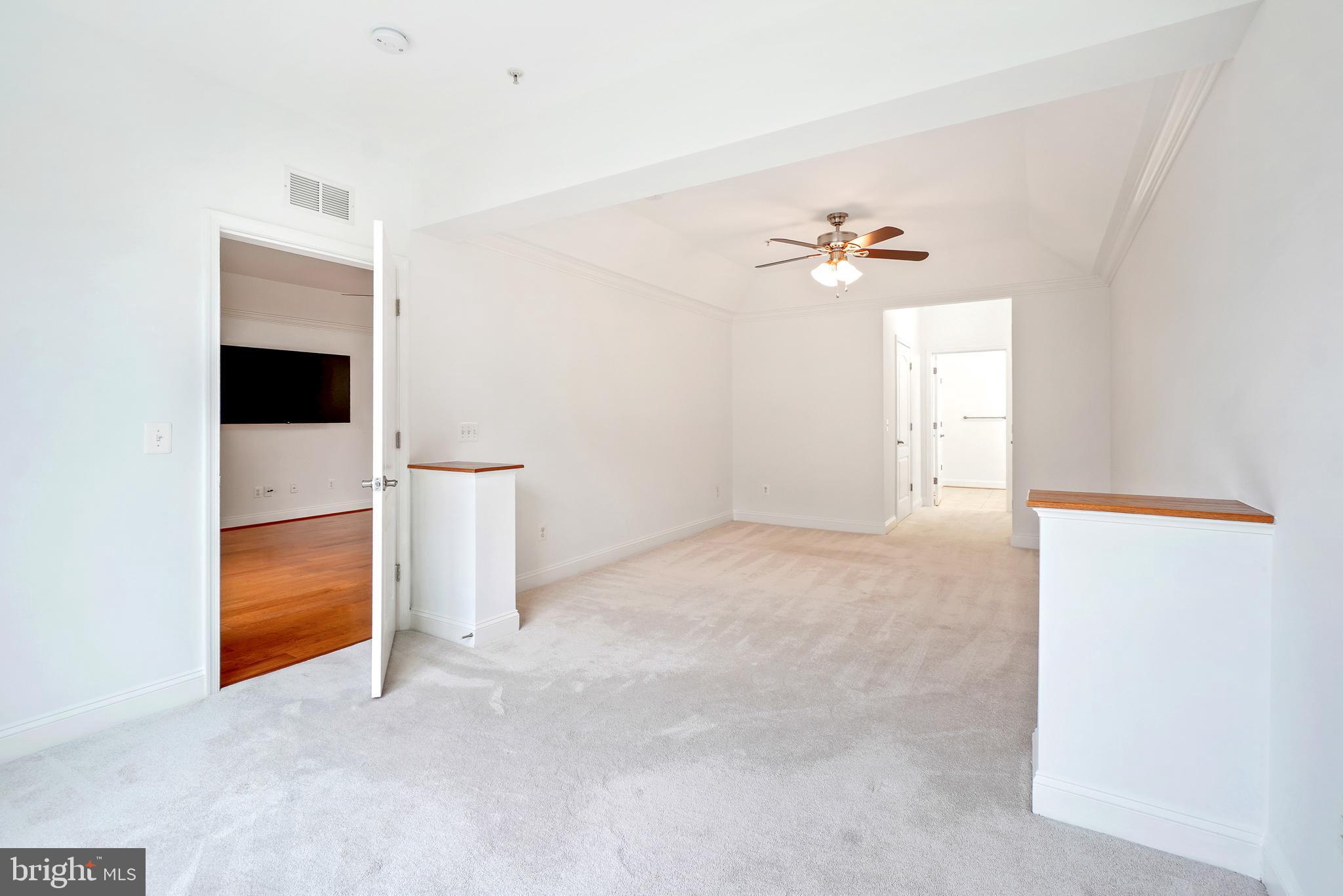 PINEY ORCHARD - Residential