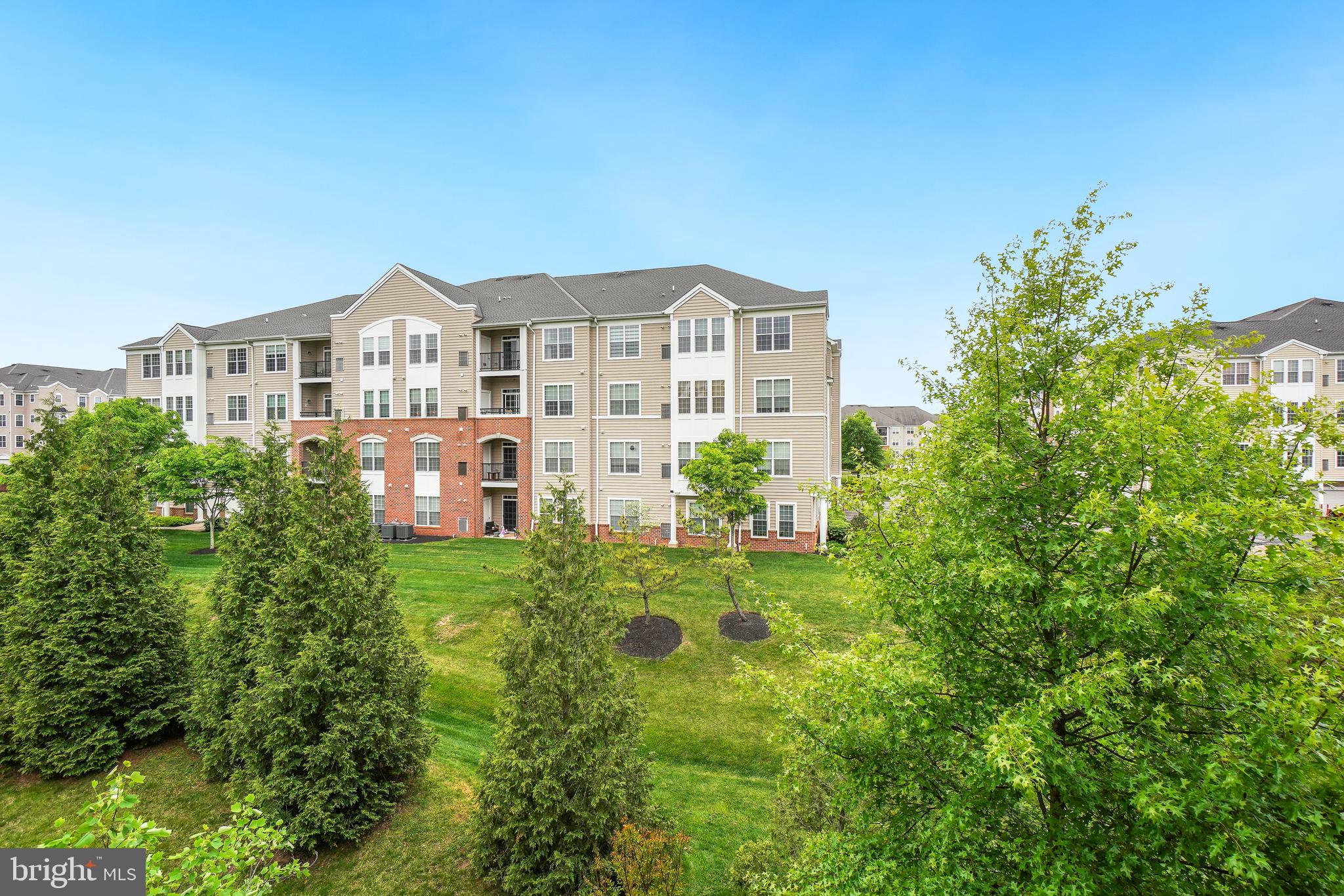 PINEY ORCHARD - Residential