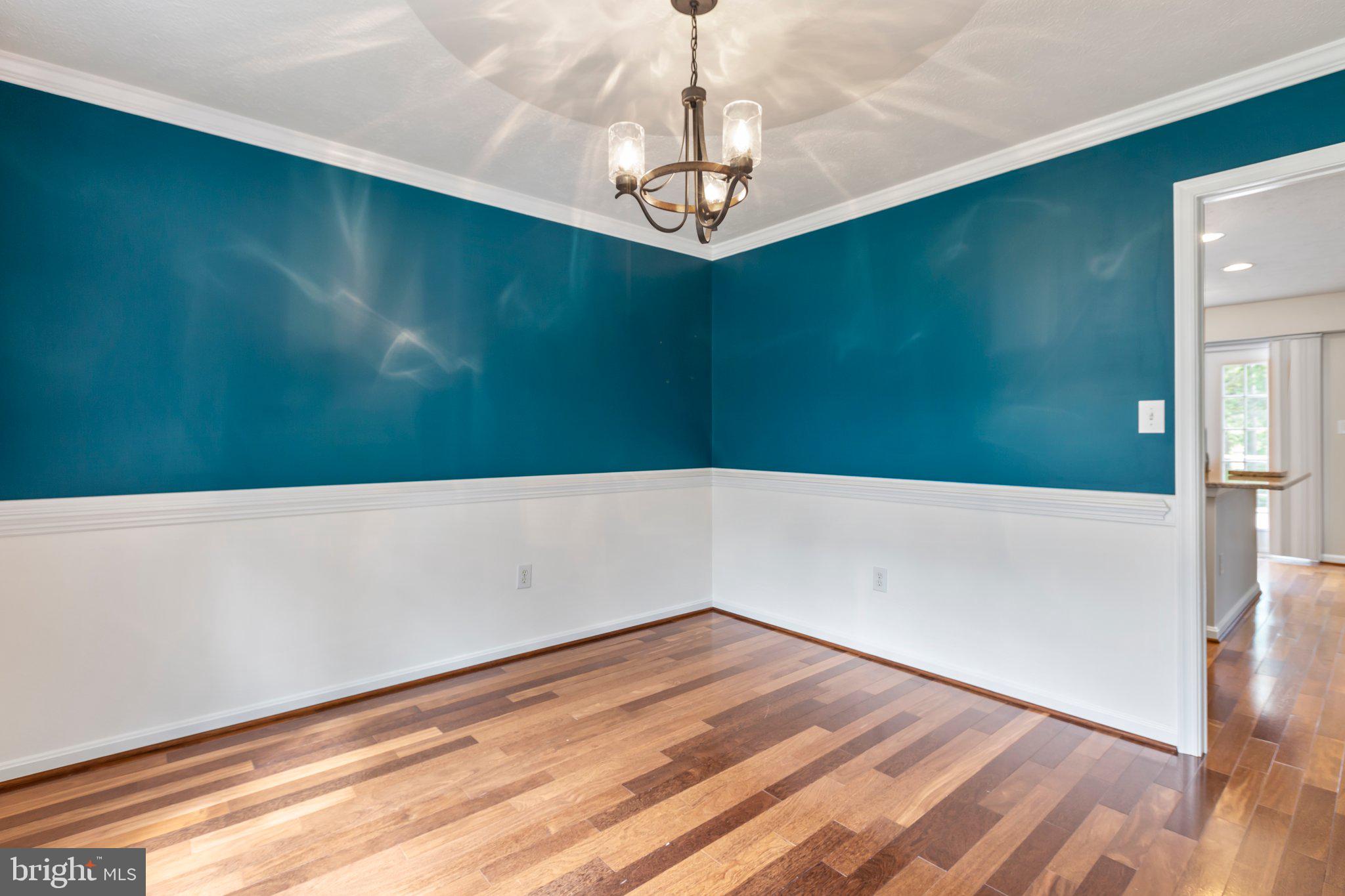 SIX LAKES WEST - Residential