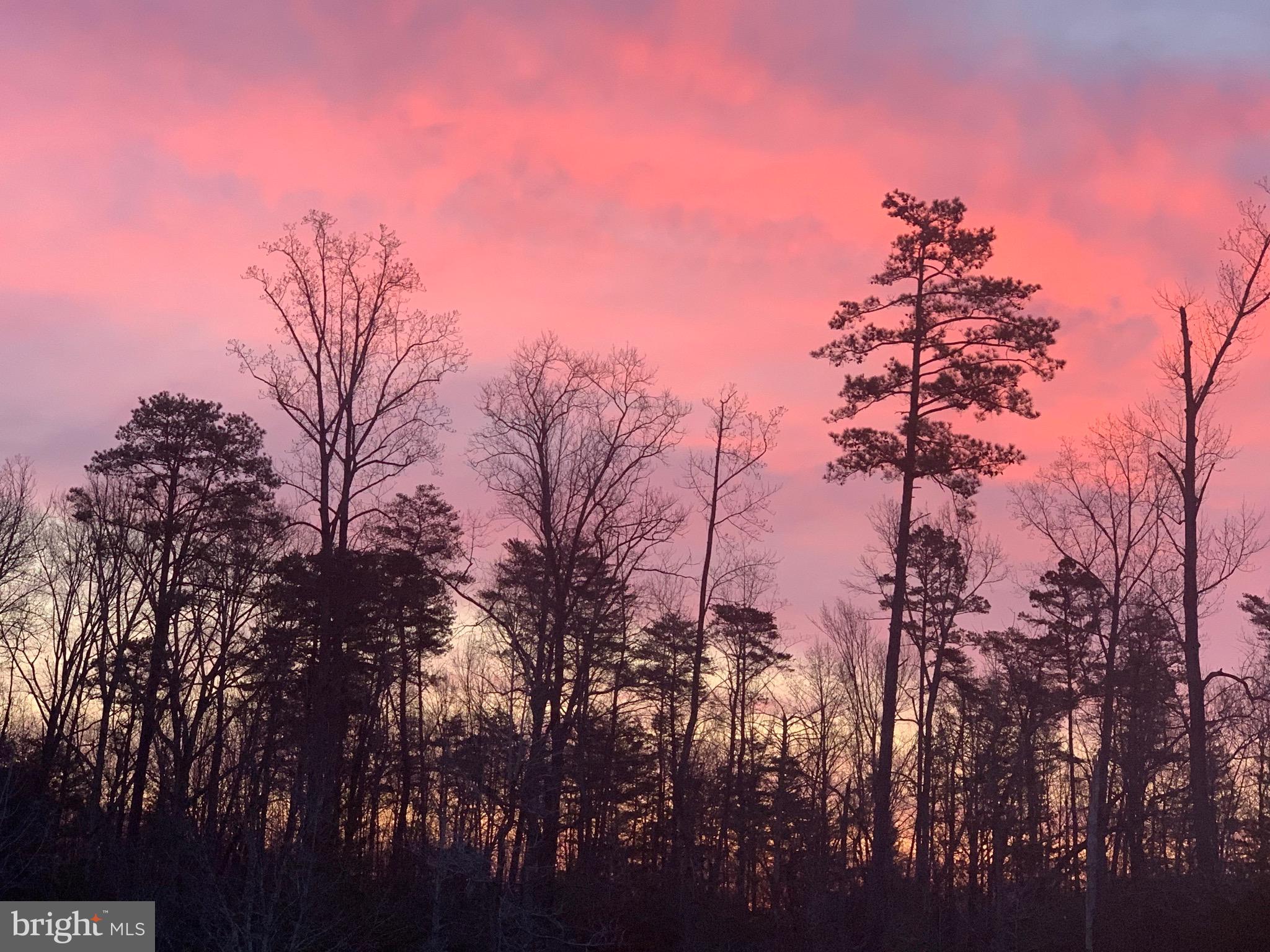 SIX LAKES WEST - Residential