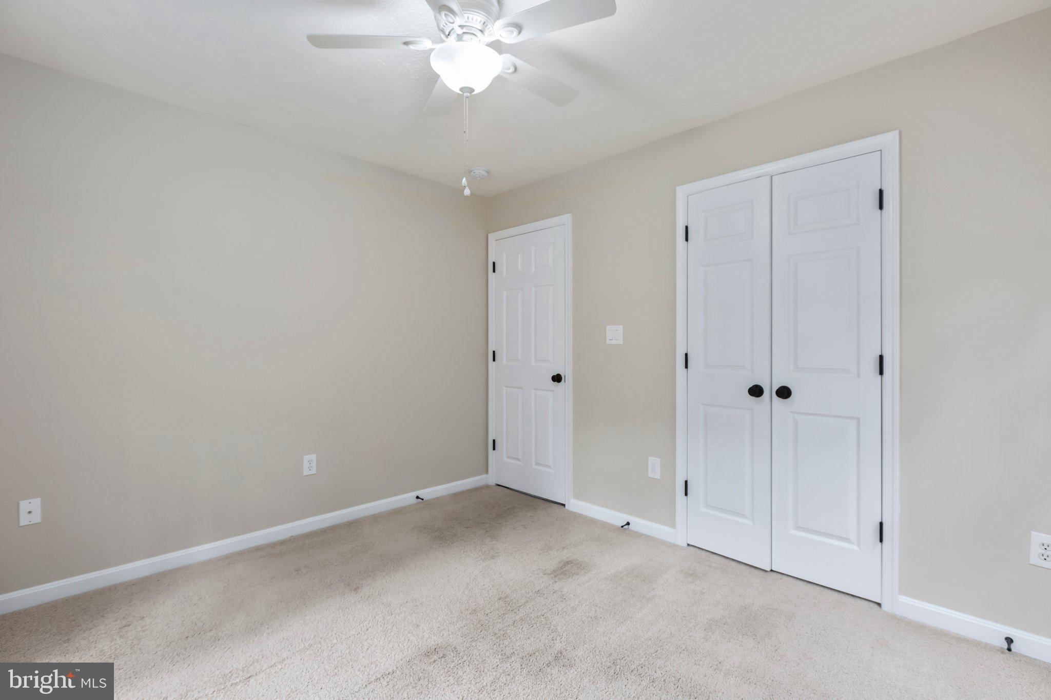 SIX LAKES WEST - Residential