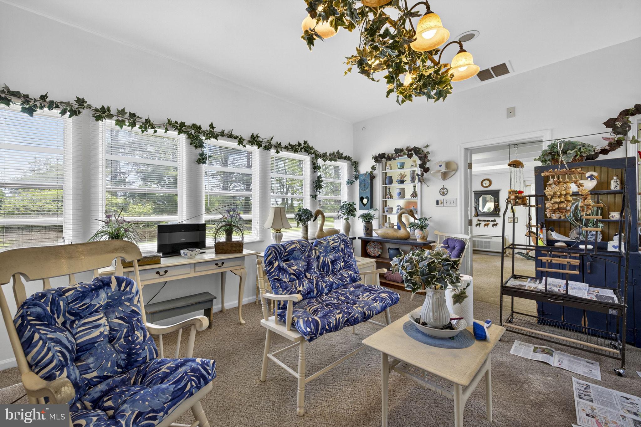 ENGLISH CHASE - Residential