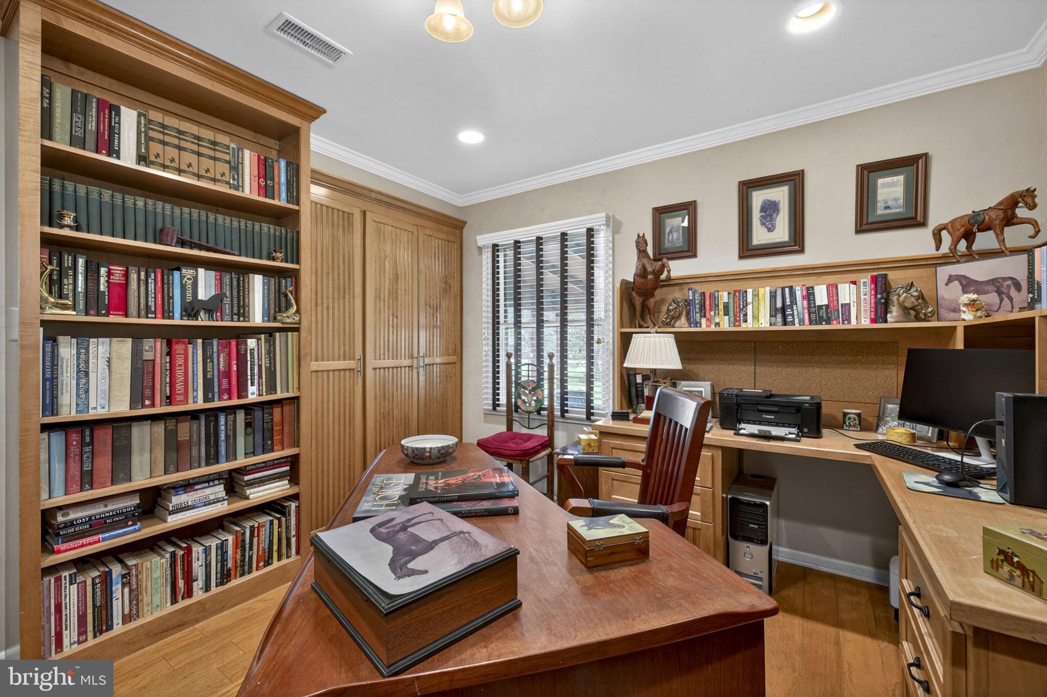 ENGLISH CHASE - Residential