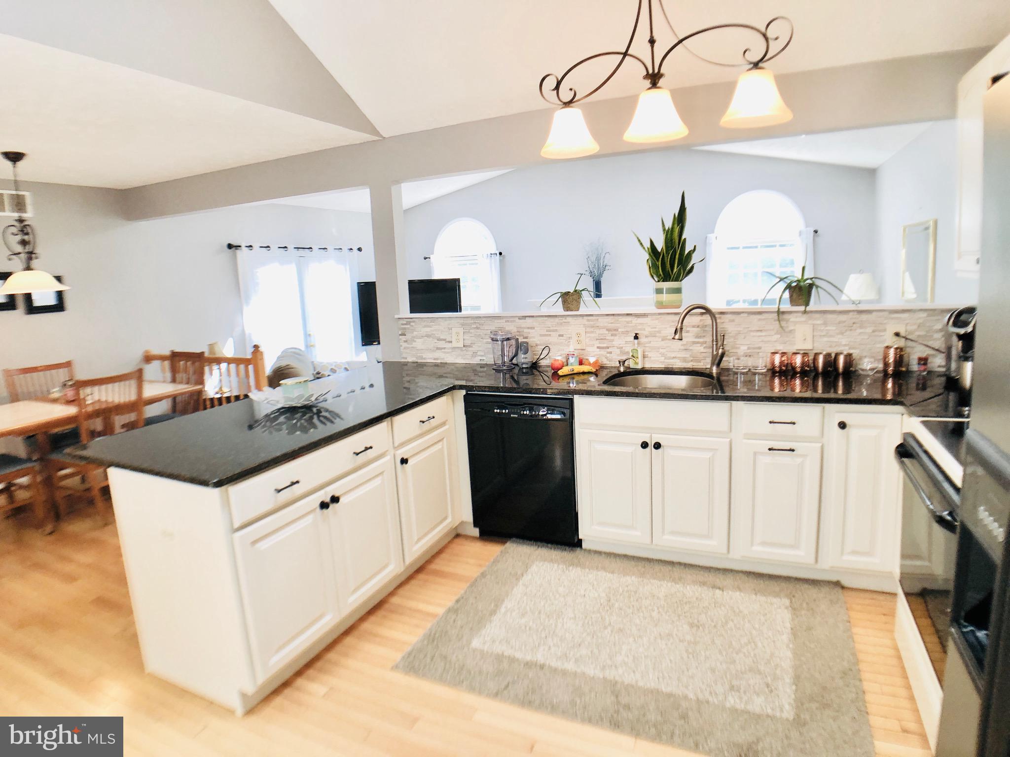 KIMBERLY HILLS - Residential