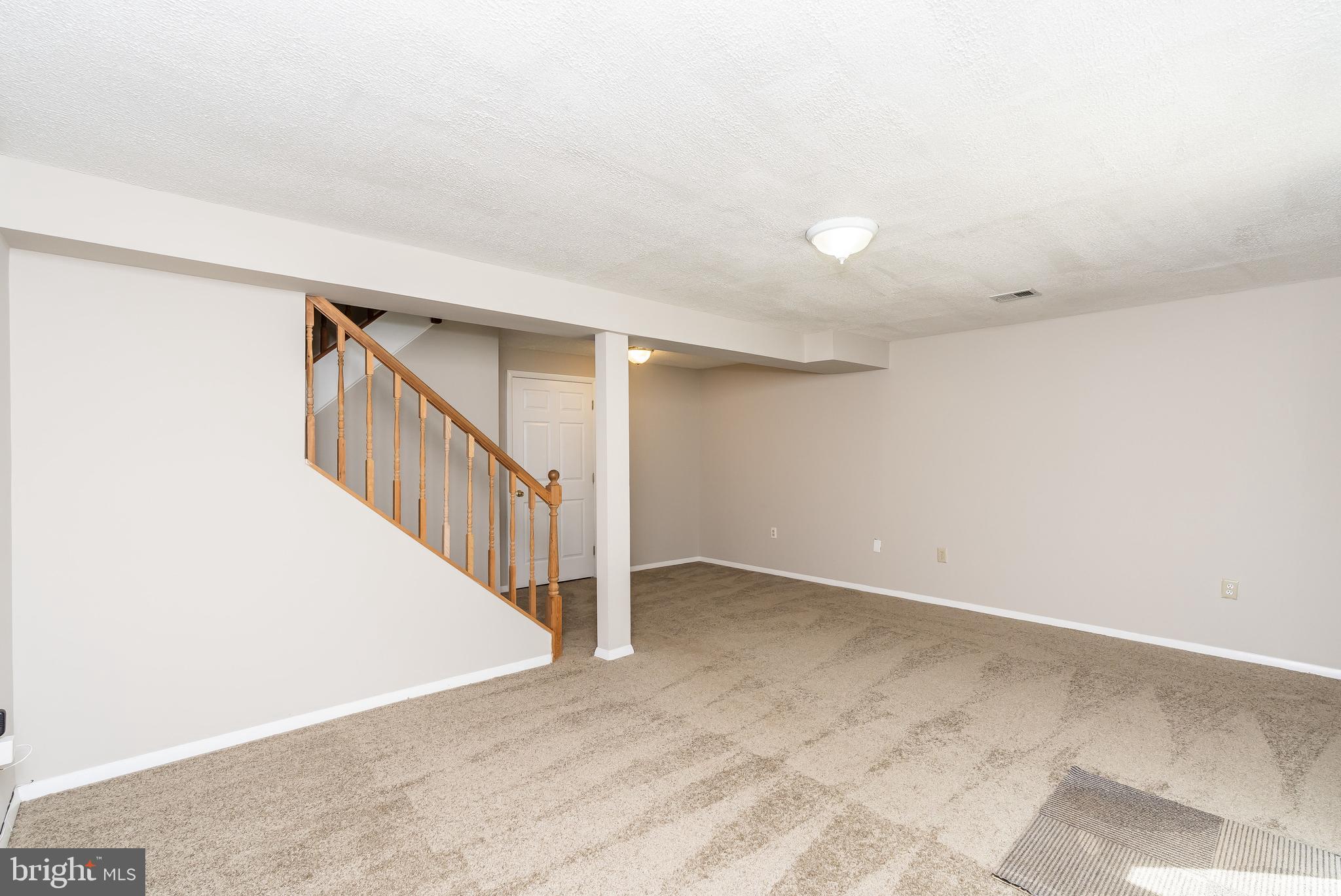 LEISHEAR VILLAGE - Residential