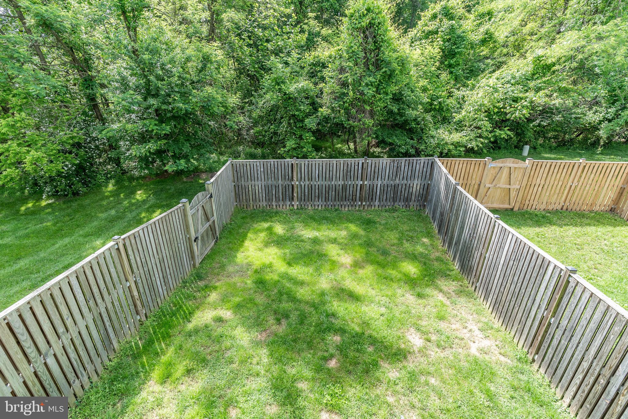 LEISHEAR VILLAGE - Residential