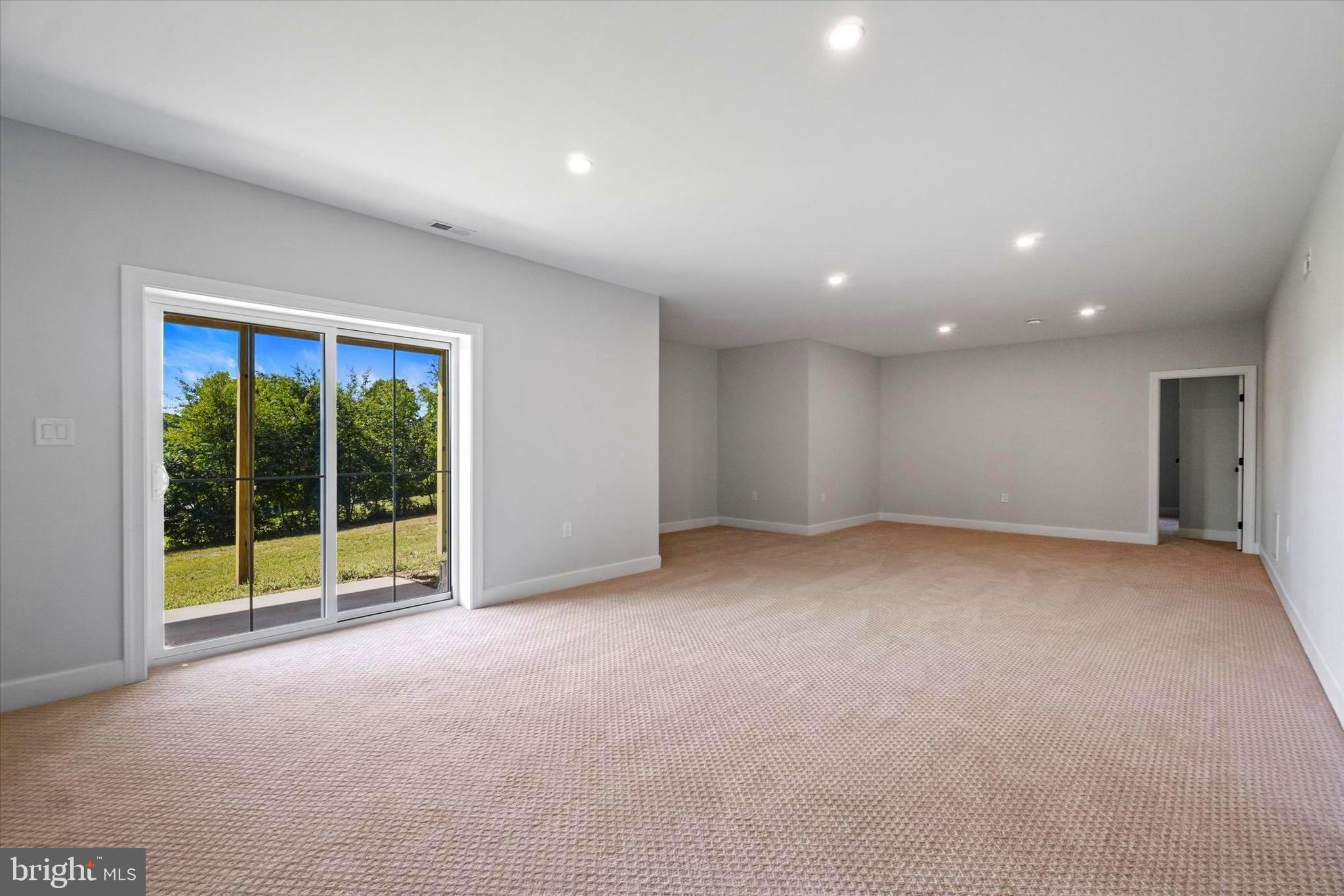 EAST HOPEWELL - Residential