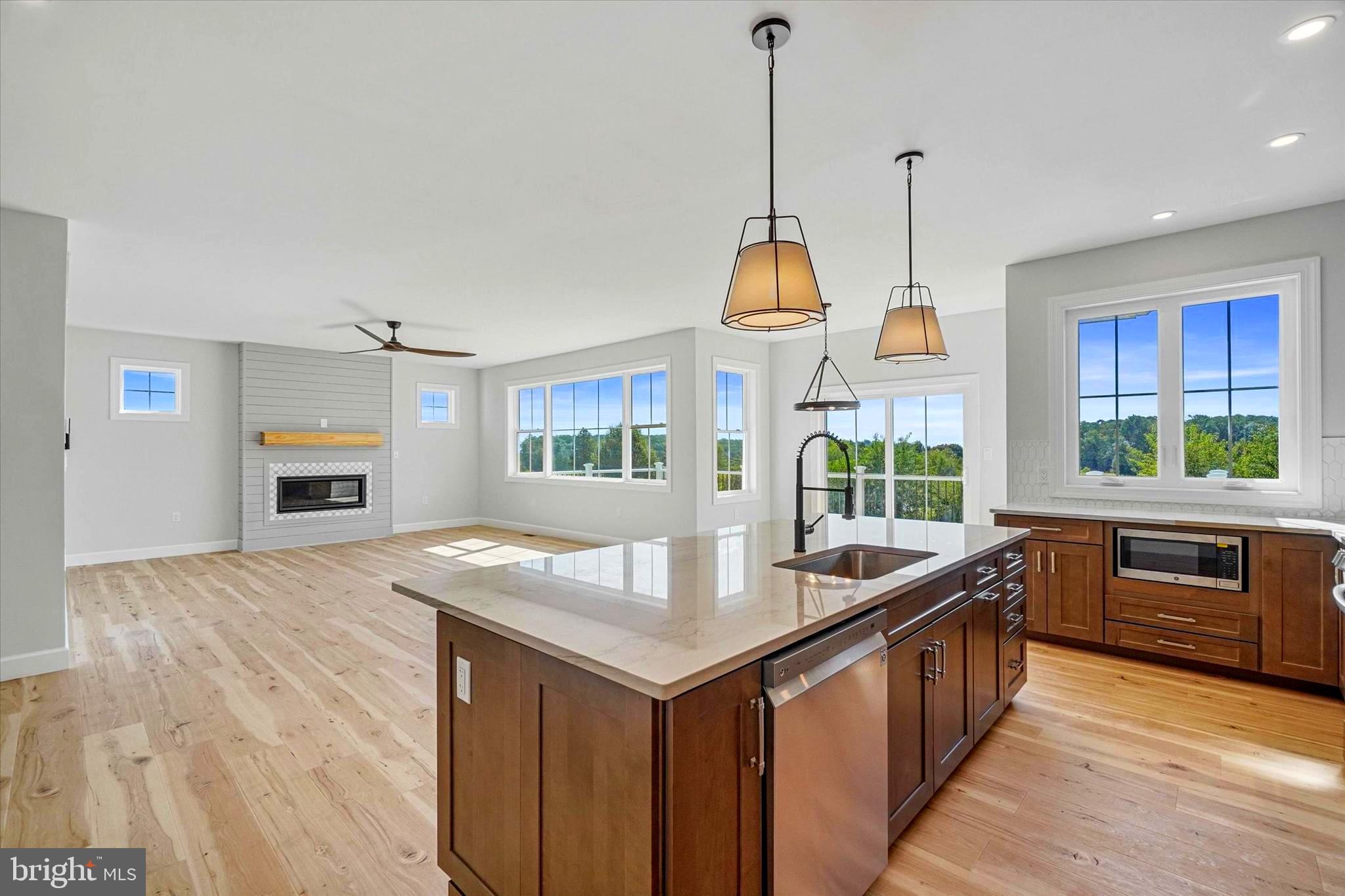 EAST HOPEWELL - Residential