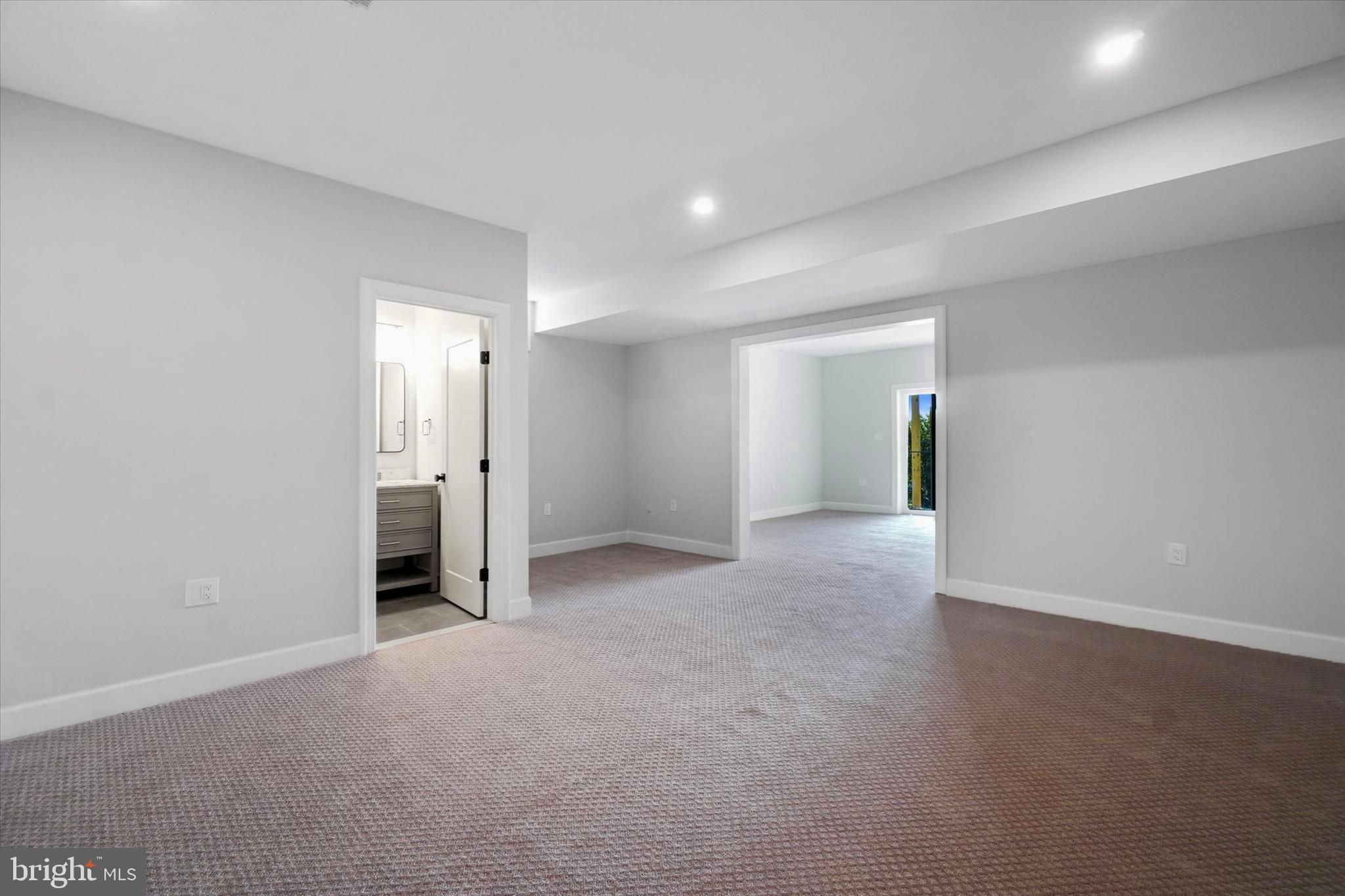 EAST HOPEWELL - Residential