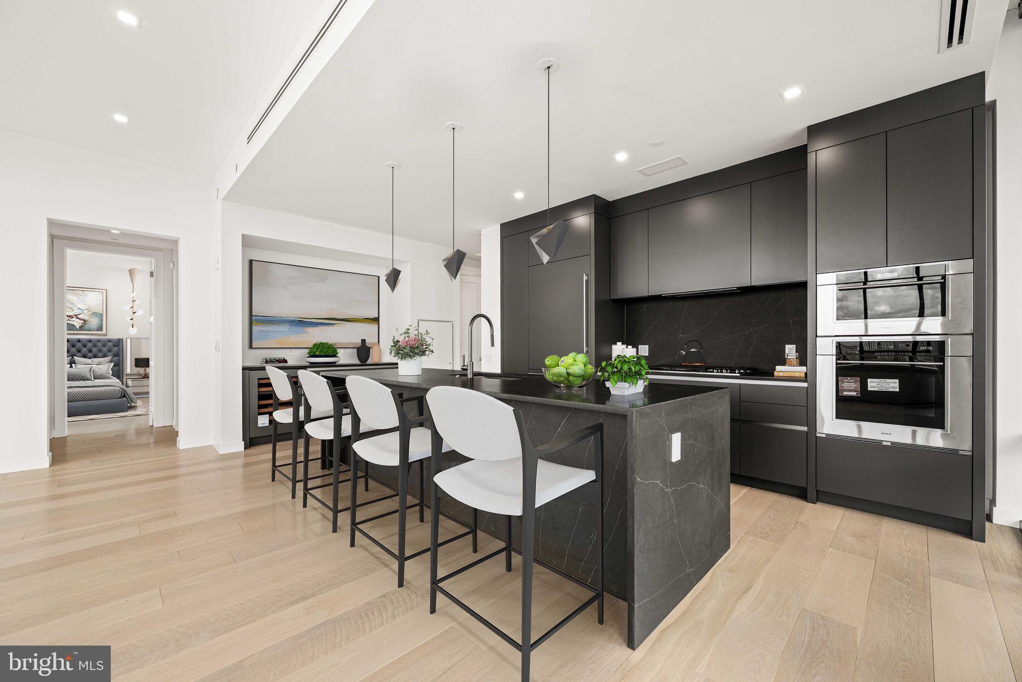 RITTENHOUSE SQUARE - Residential