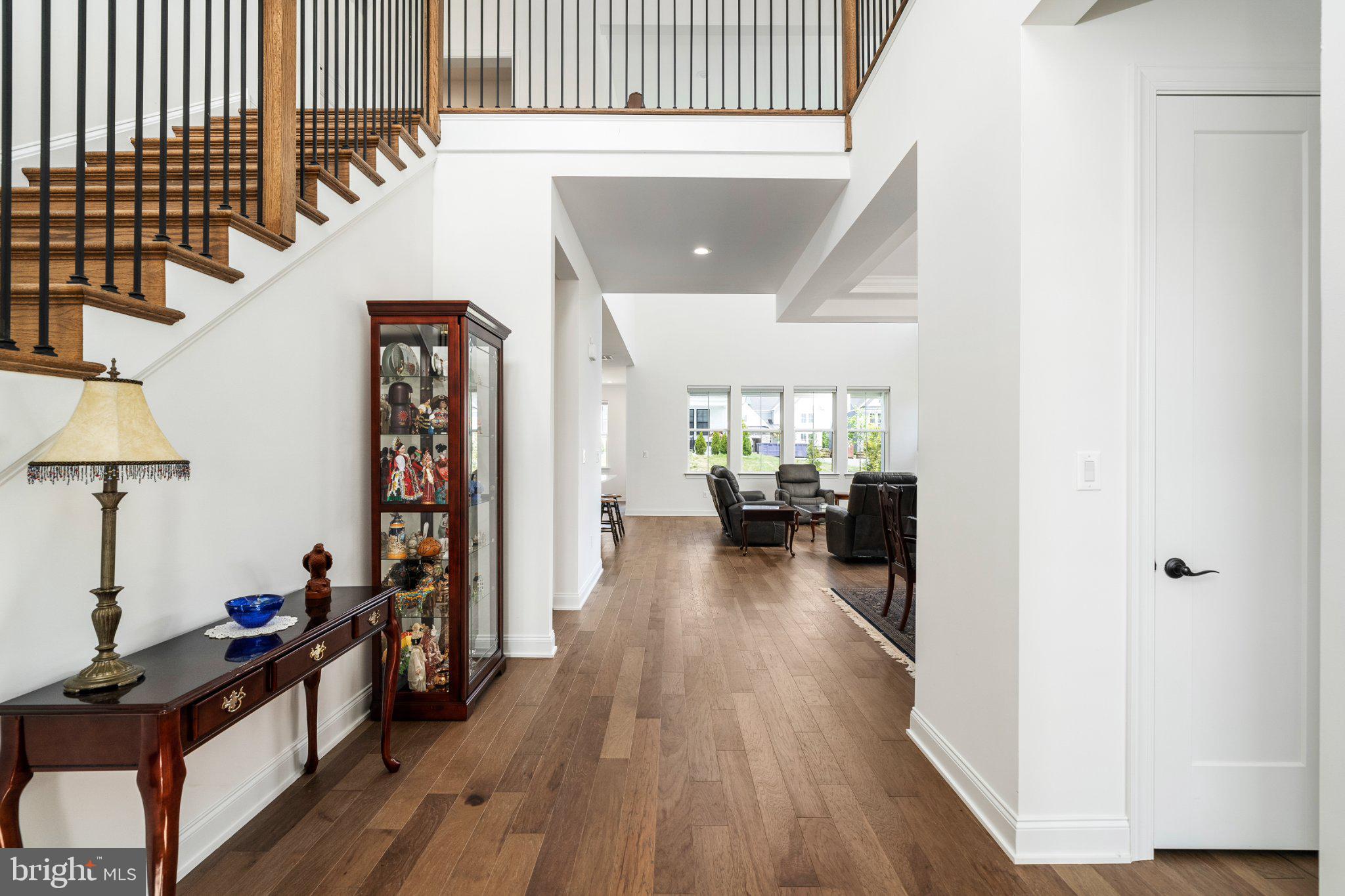 2 EVELYN COURT