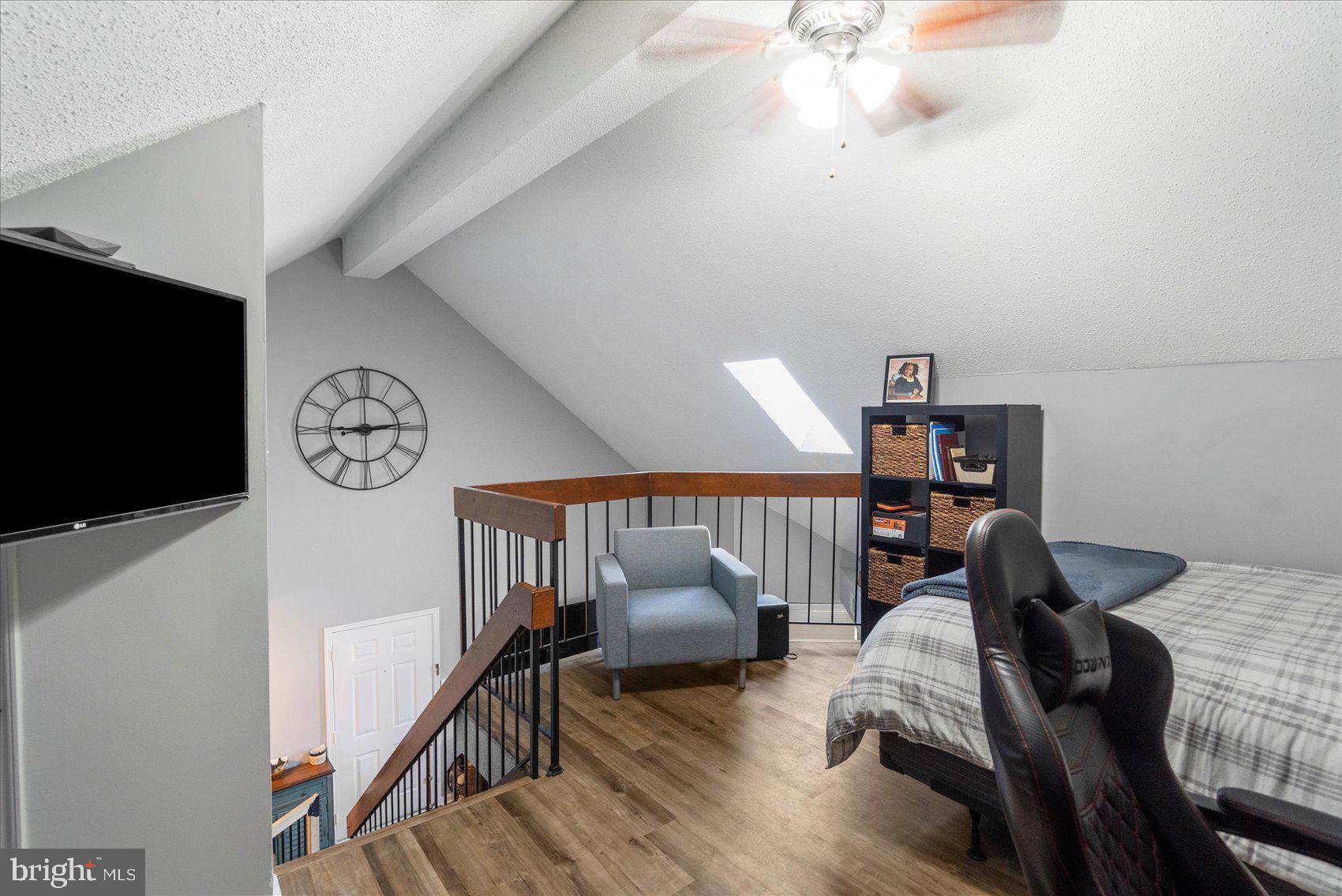 THE TIERS OF LAUREL LAKE - Residential