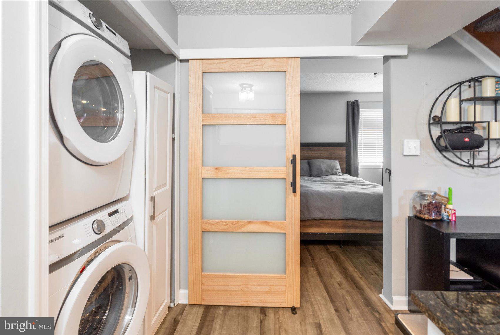 THE TIERS OF LAUREL LAKE - Residential