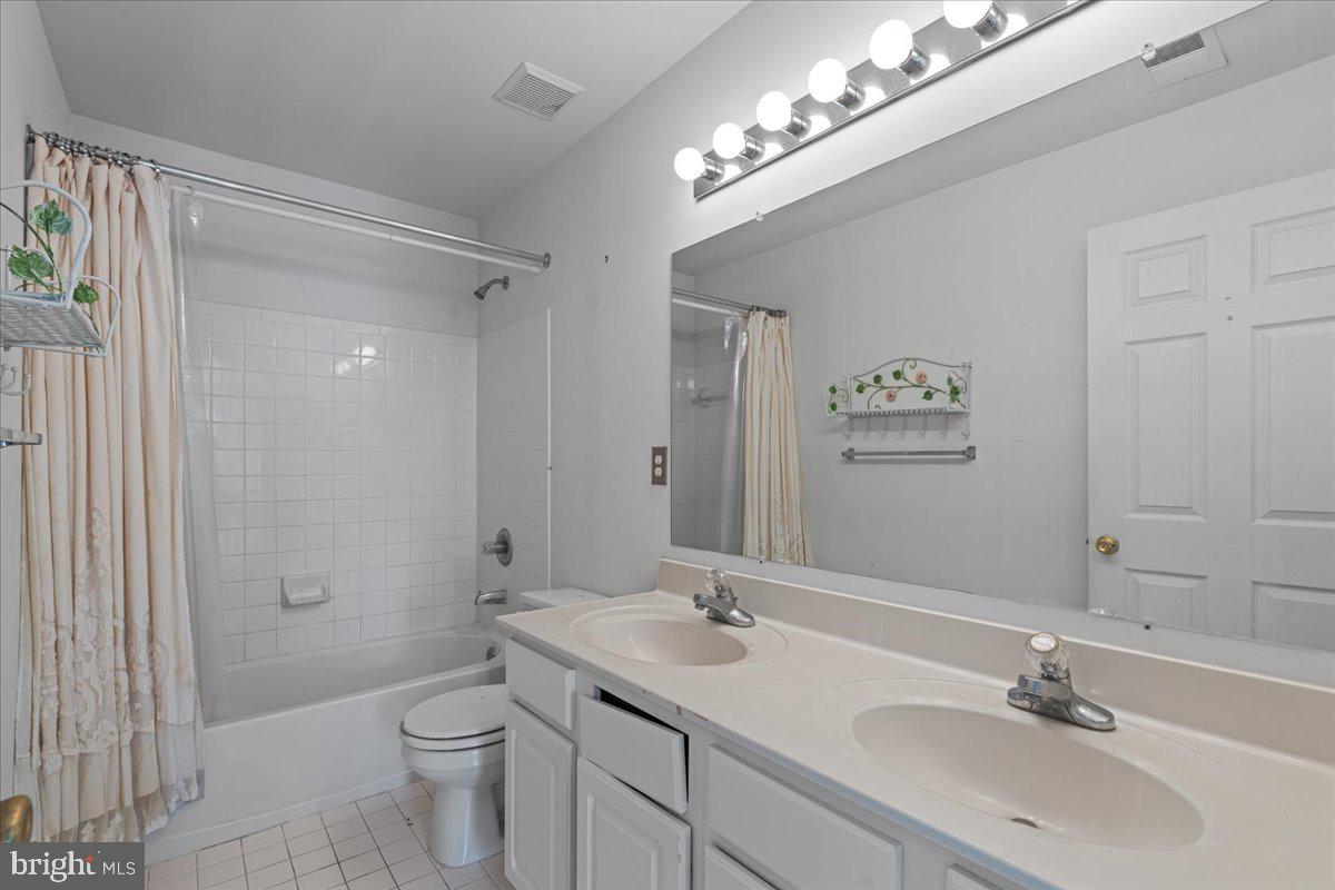 BAYVIEW HILLS - Residential