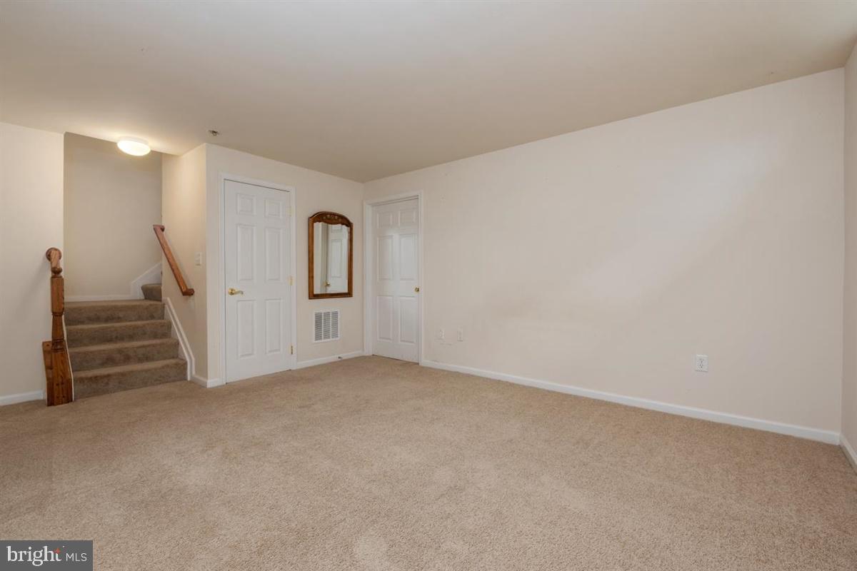 NORTH BROOK - Residential