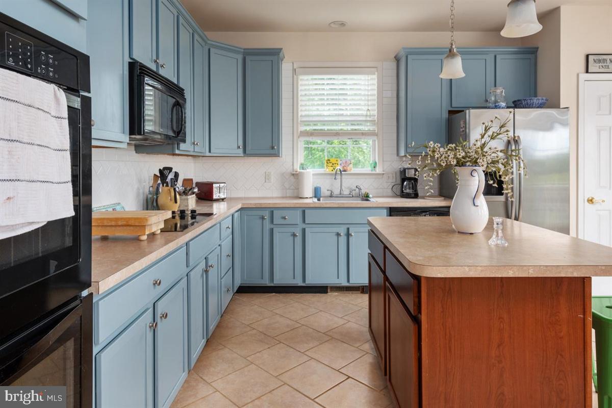 NORTH BROOK - Residential