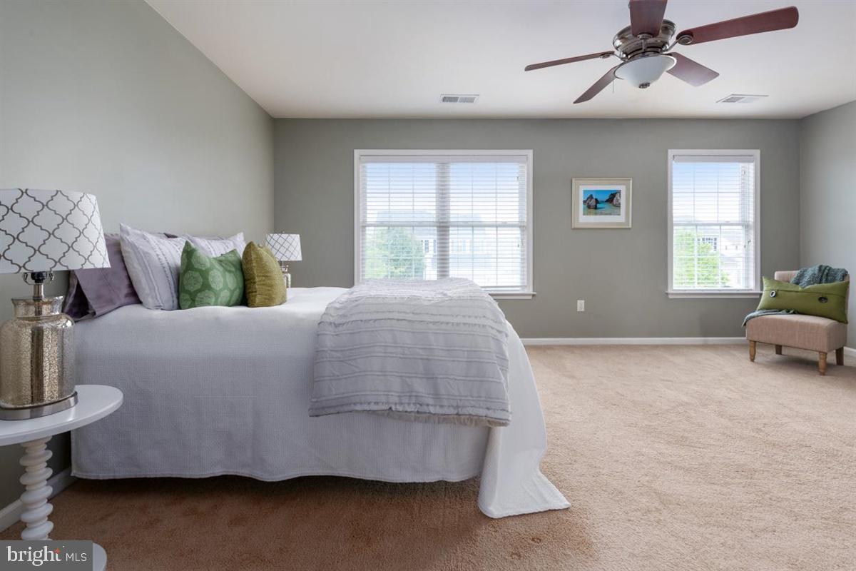 NORTH BROOK - Residential