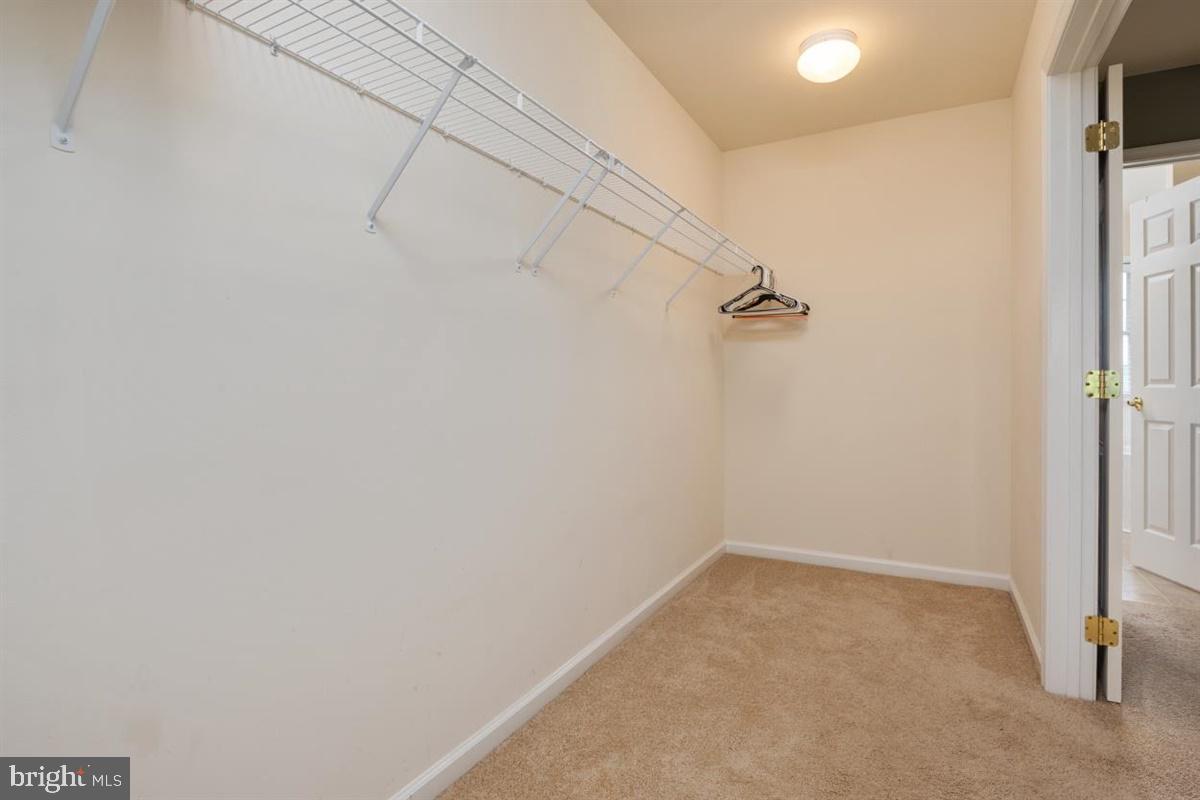 NORTH BROOK - Residential