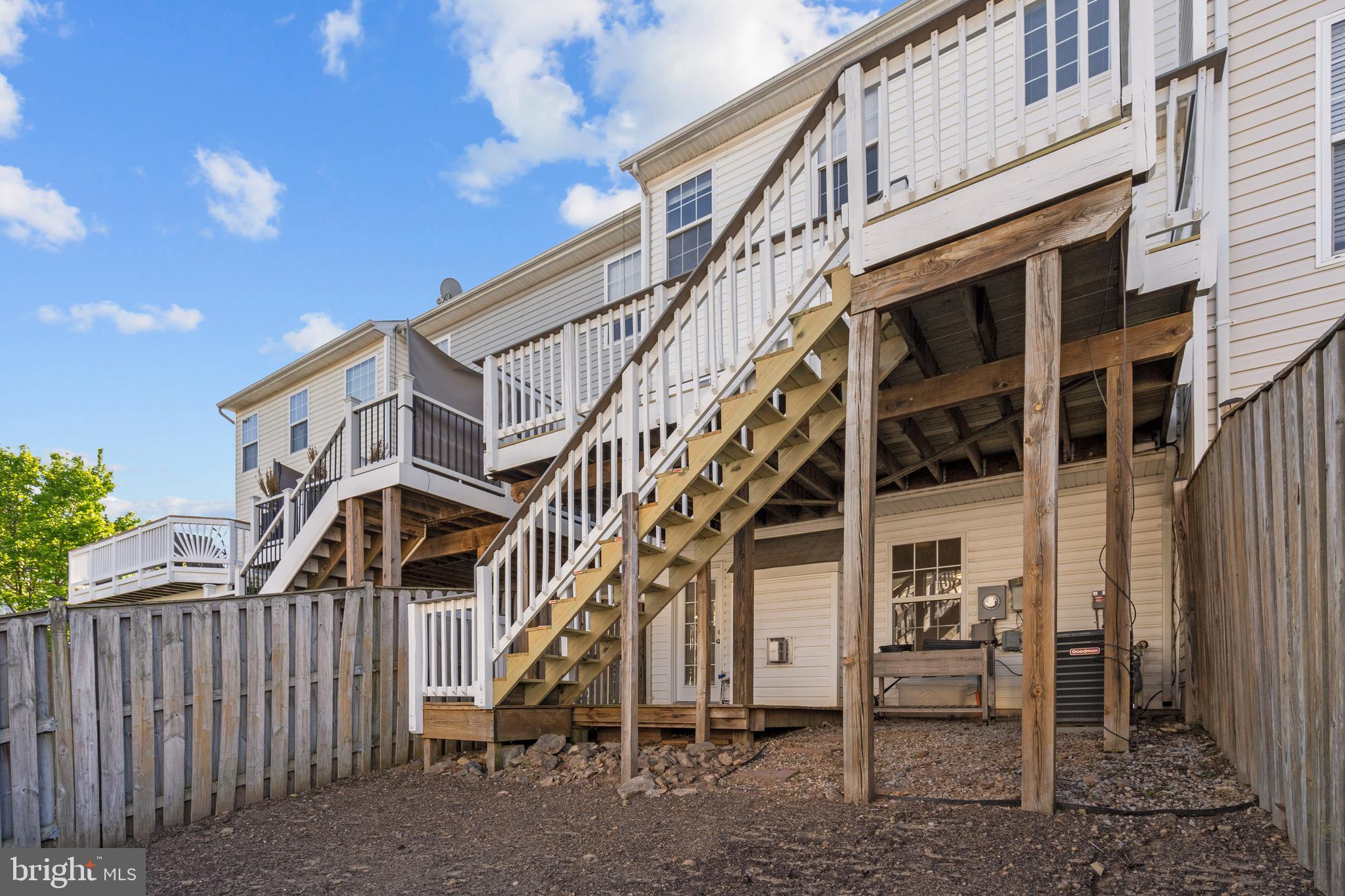 SPRING LAKES - Residential