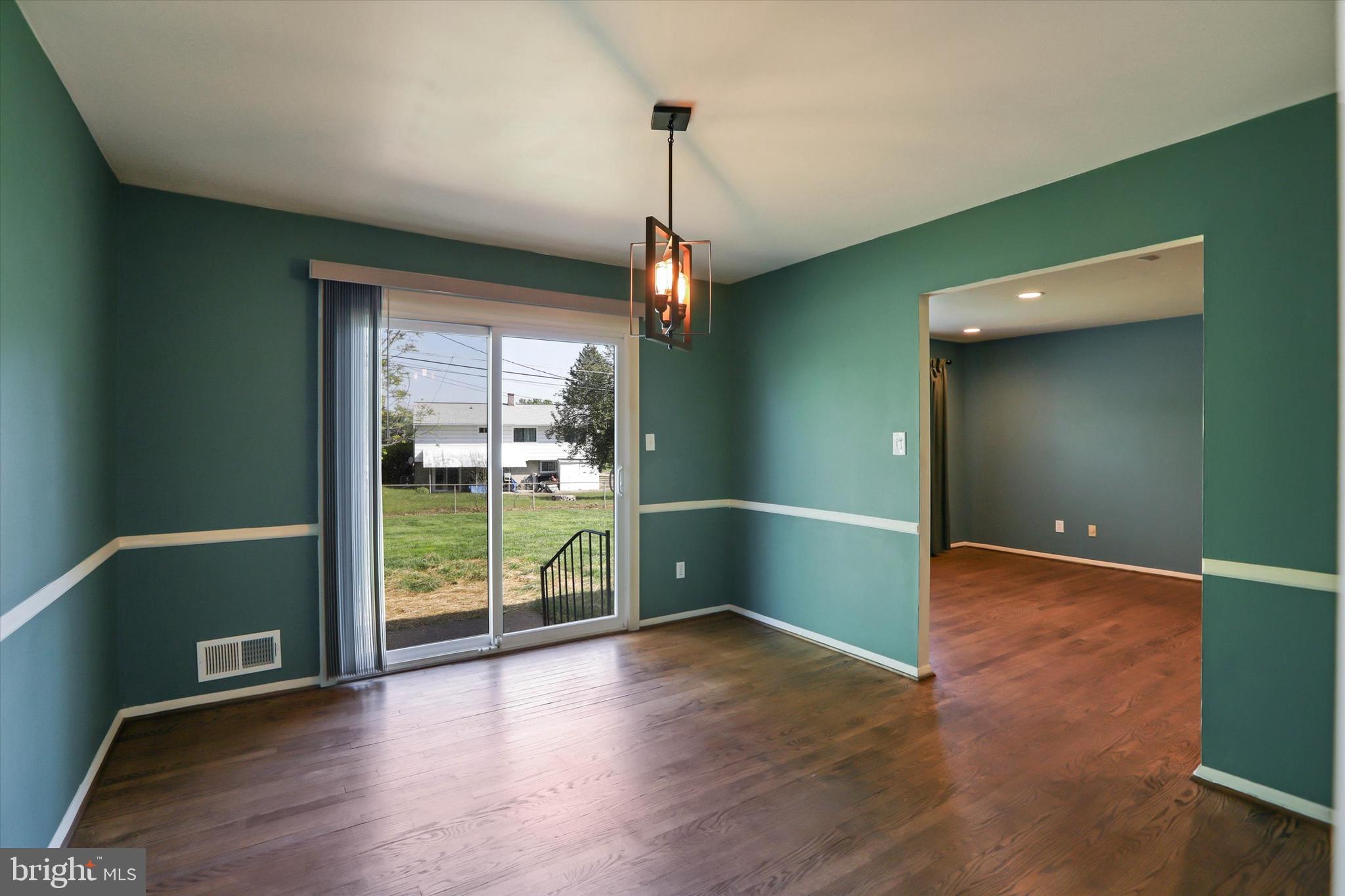 MAYFIELD - Residential