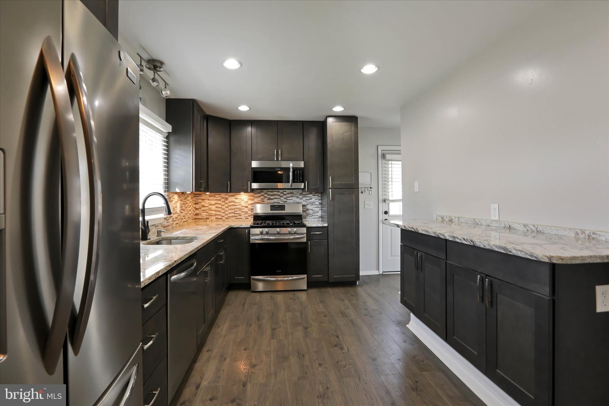 MAYFIELD - Residential