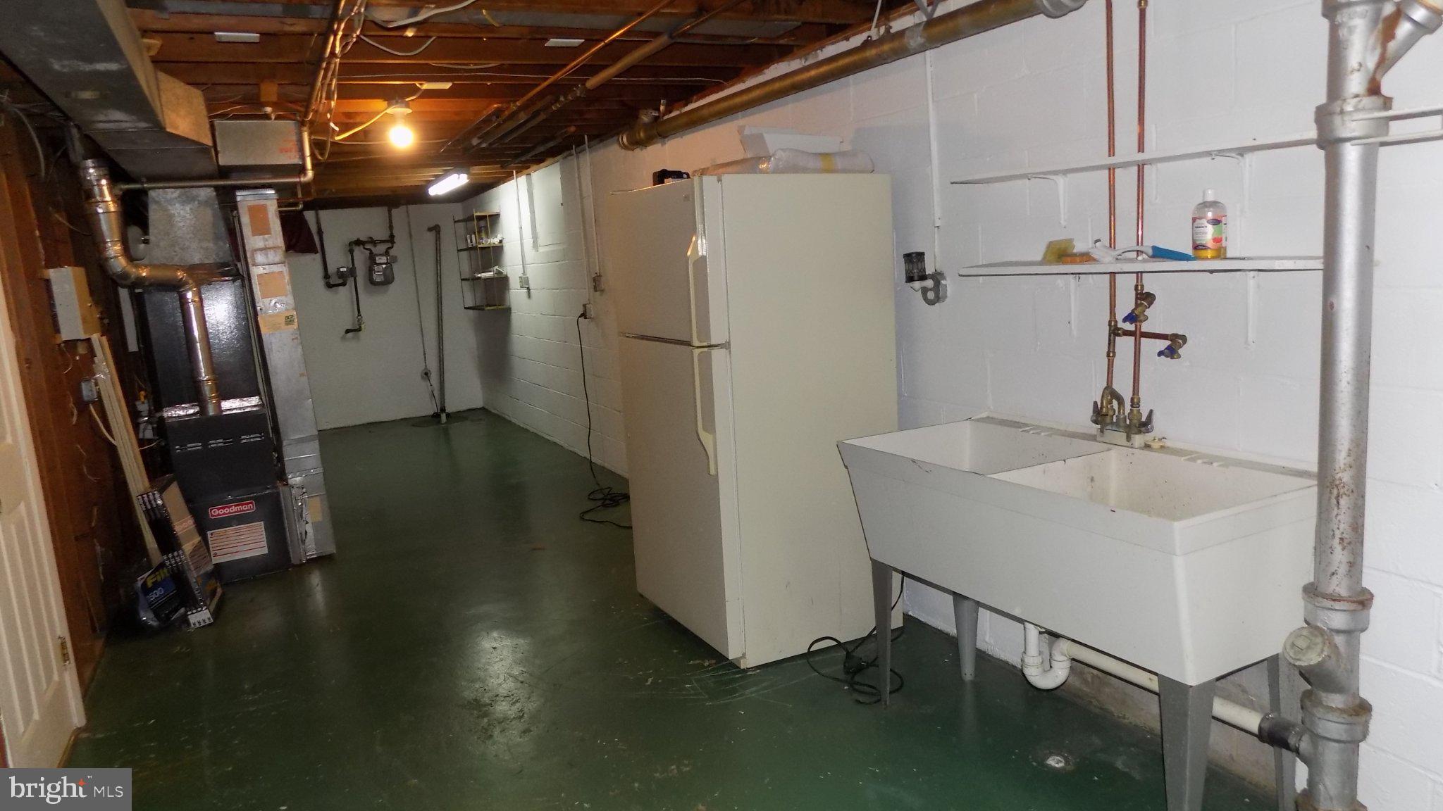 MAYFIELD - Residential