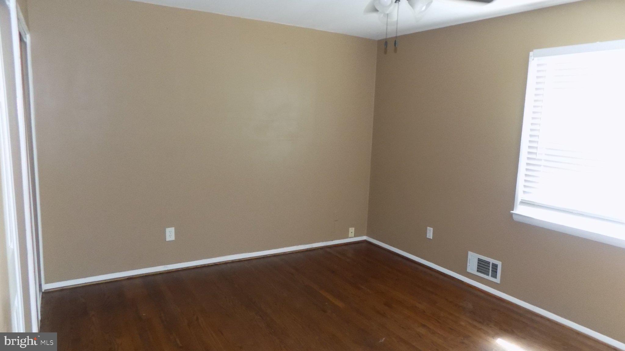 MAYFIELD - Residential