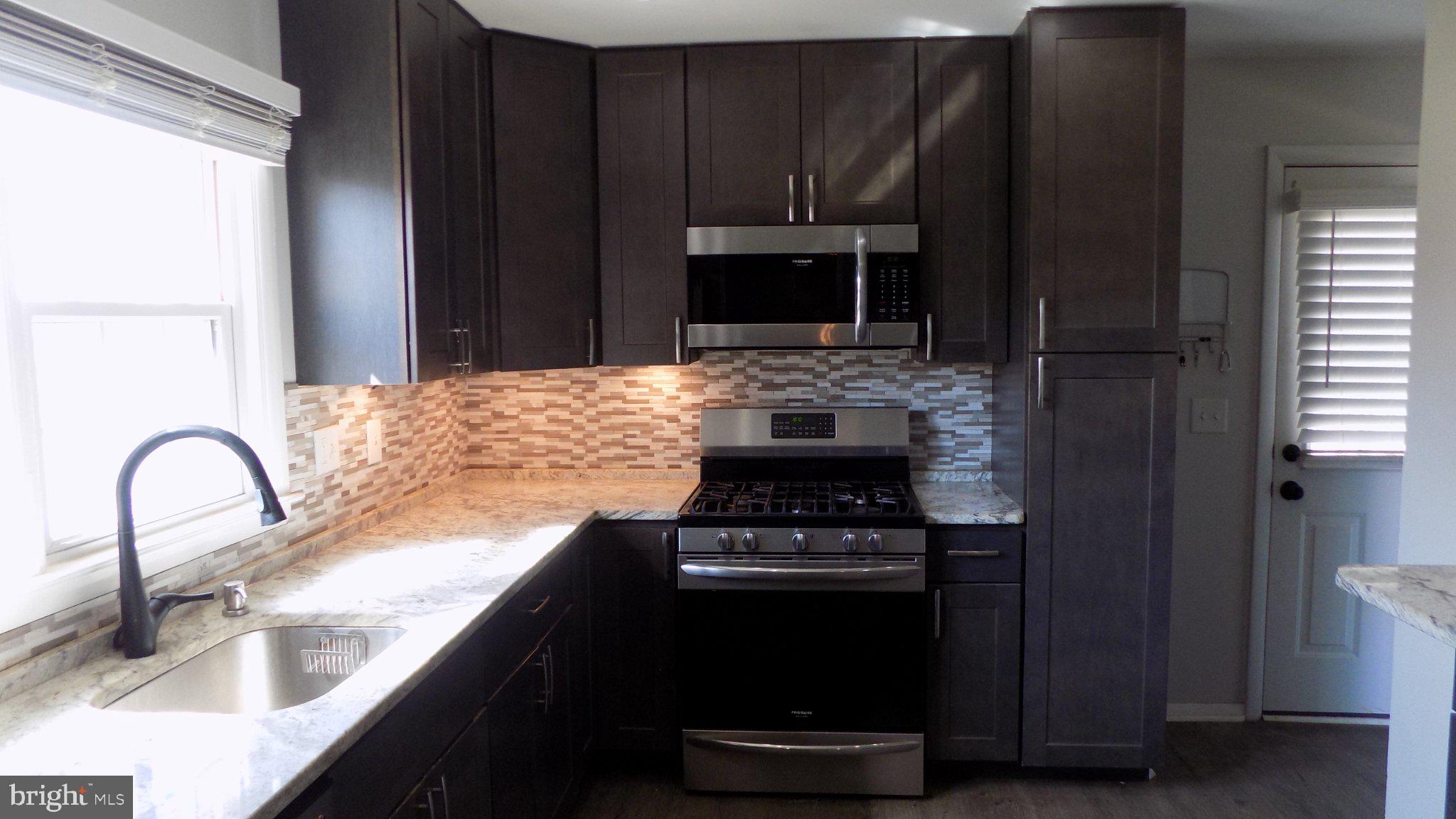 MAYFIELD - Residential