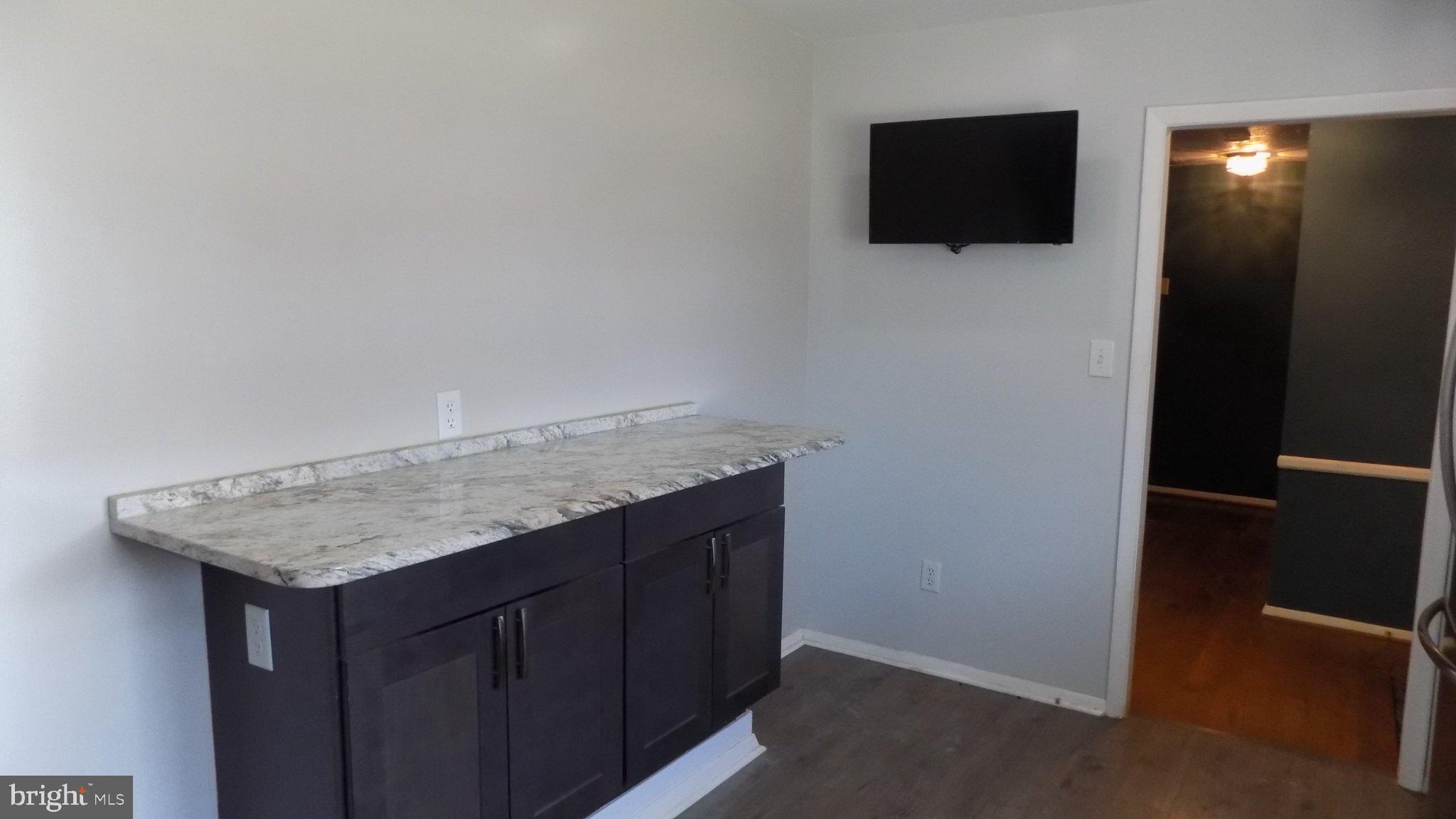 MAYFIELD - Residential