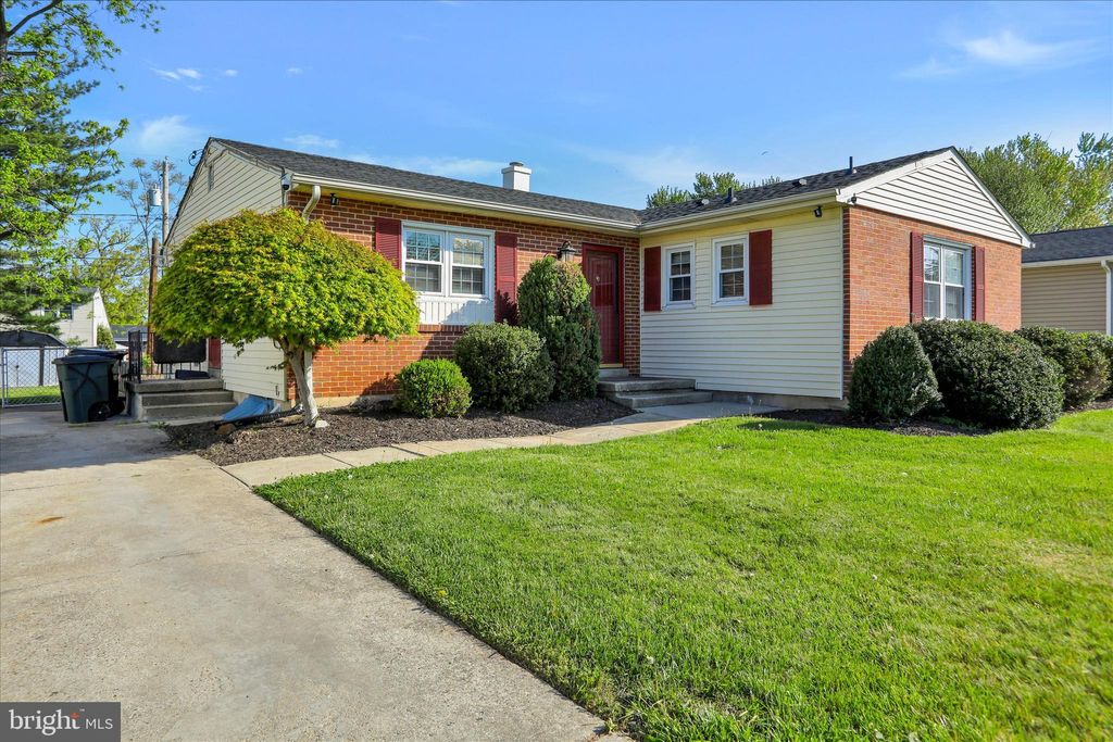 Photo of 8314 Tinsley Road, BALTIMORE, MD 21244 (MLS # MDBC2157168)