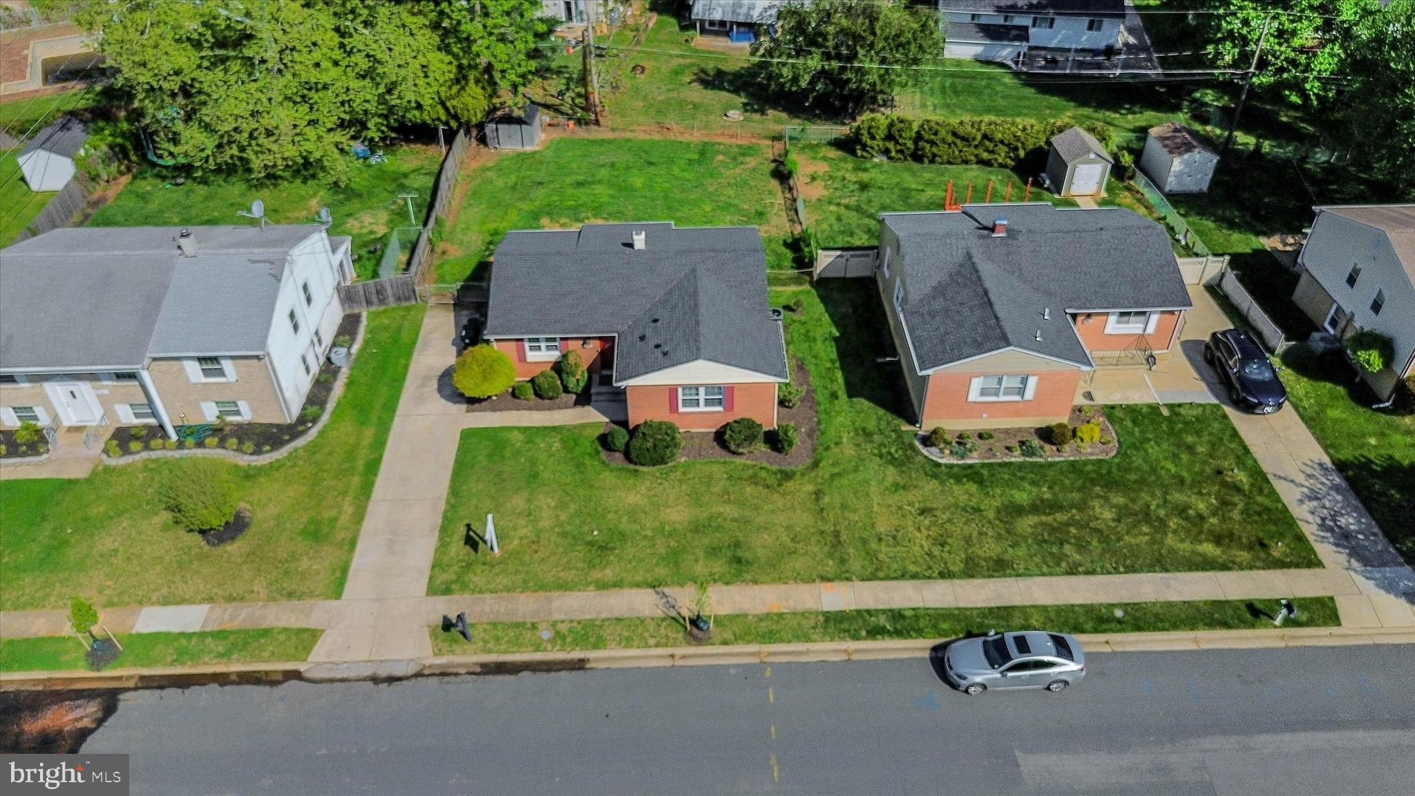 MAYFIELD - Residential