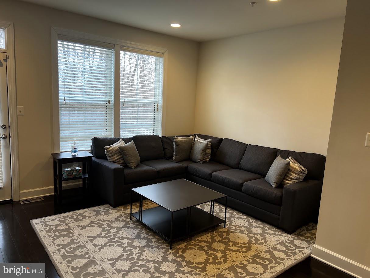 RIVERDALE PARK STATION - Residential Lease