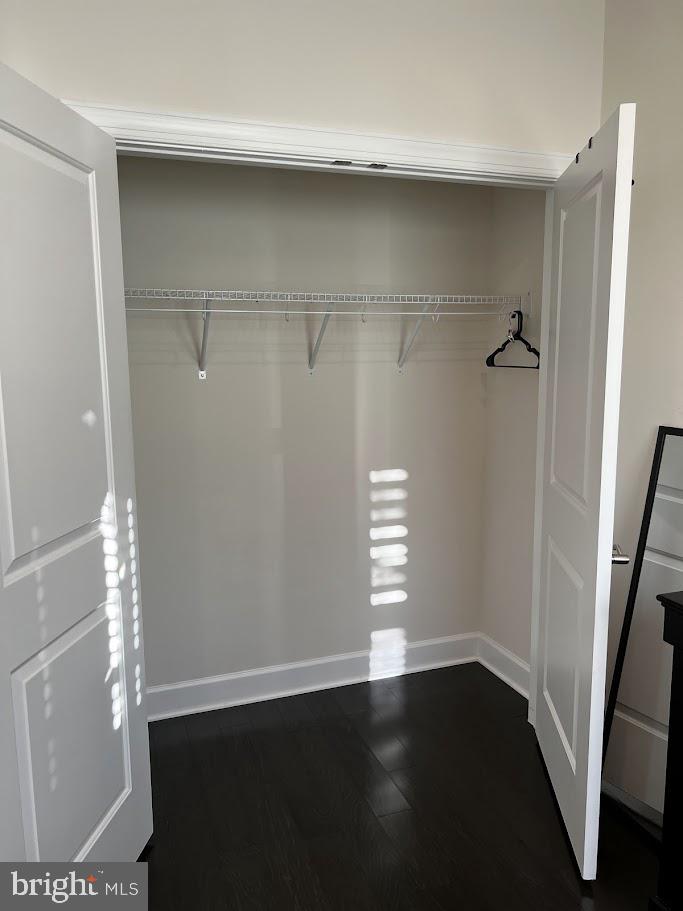 RIVERDALE PARK STATION - Residential Lease