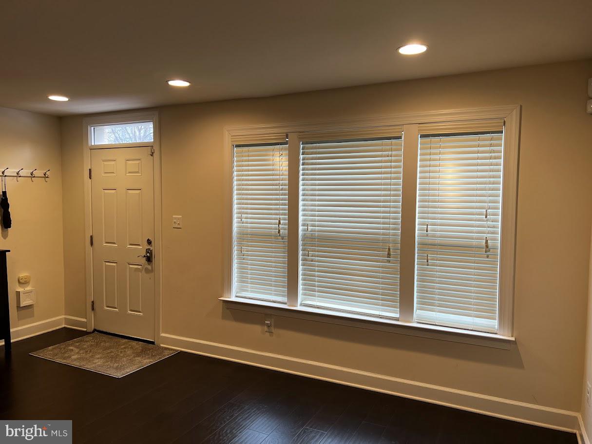 RIVERDALE PARK STATION - Residential Lease