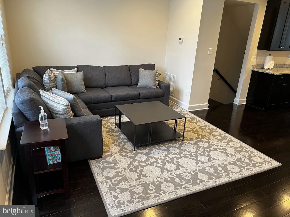 RIVERDALE PARK STATION - Residential Lease