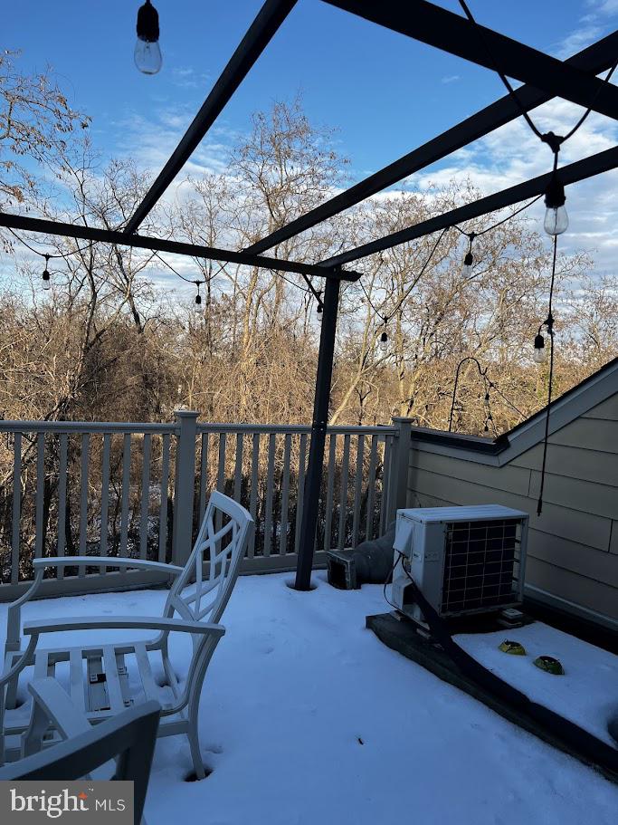 RIVERDALE PARK STATION - Residential Lease