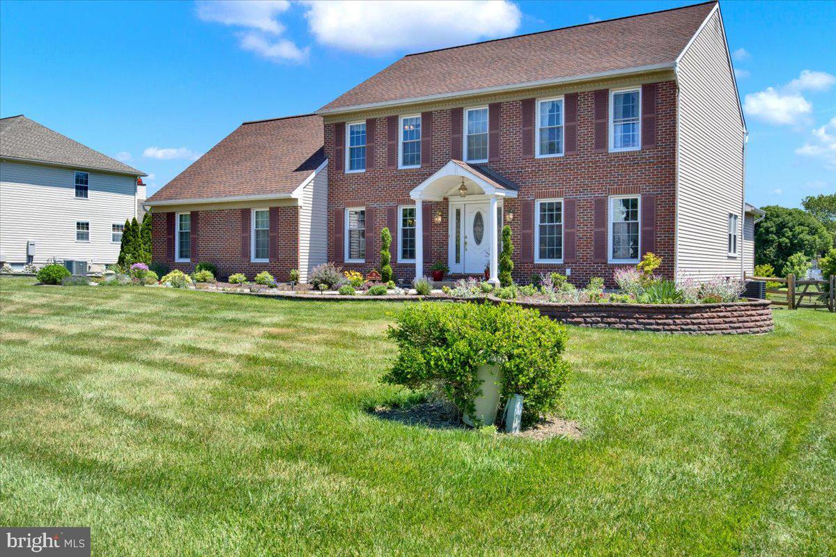 14 REVELSTONE COURT