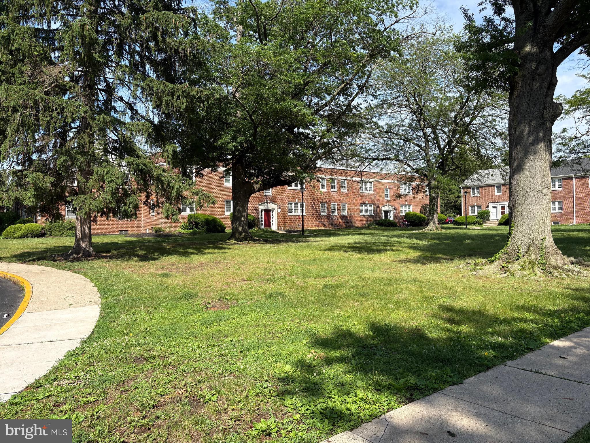 124 CHERRY PARKE D