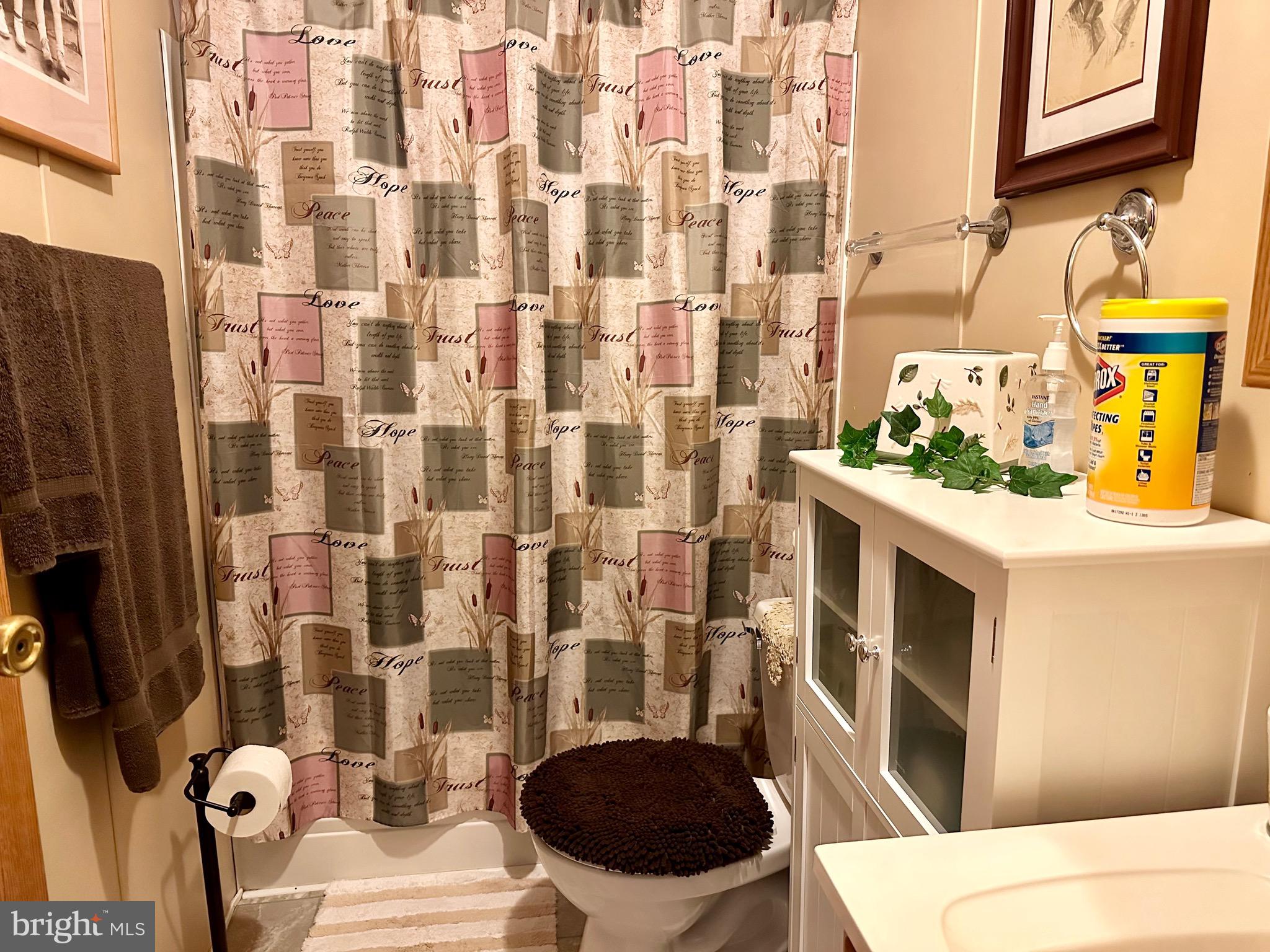 ELKTON - Residential Income