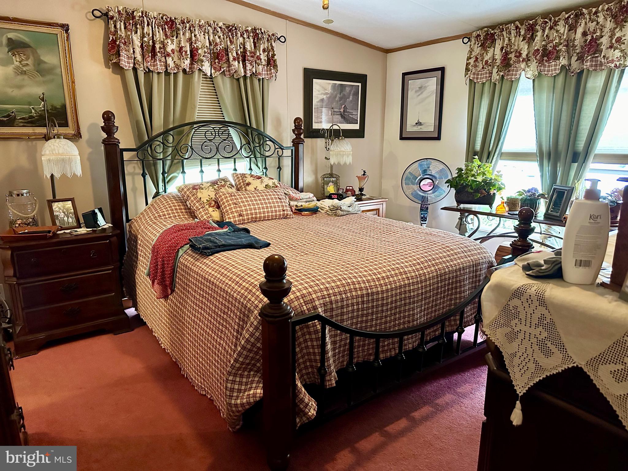 ELKTON - Residential Income