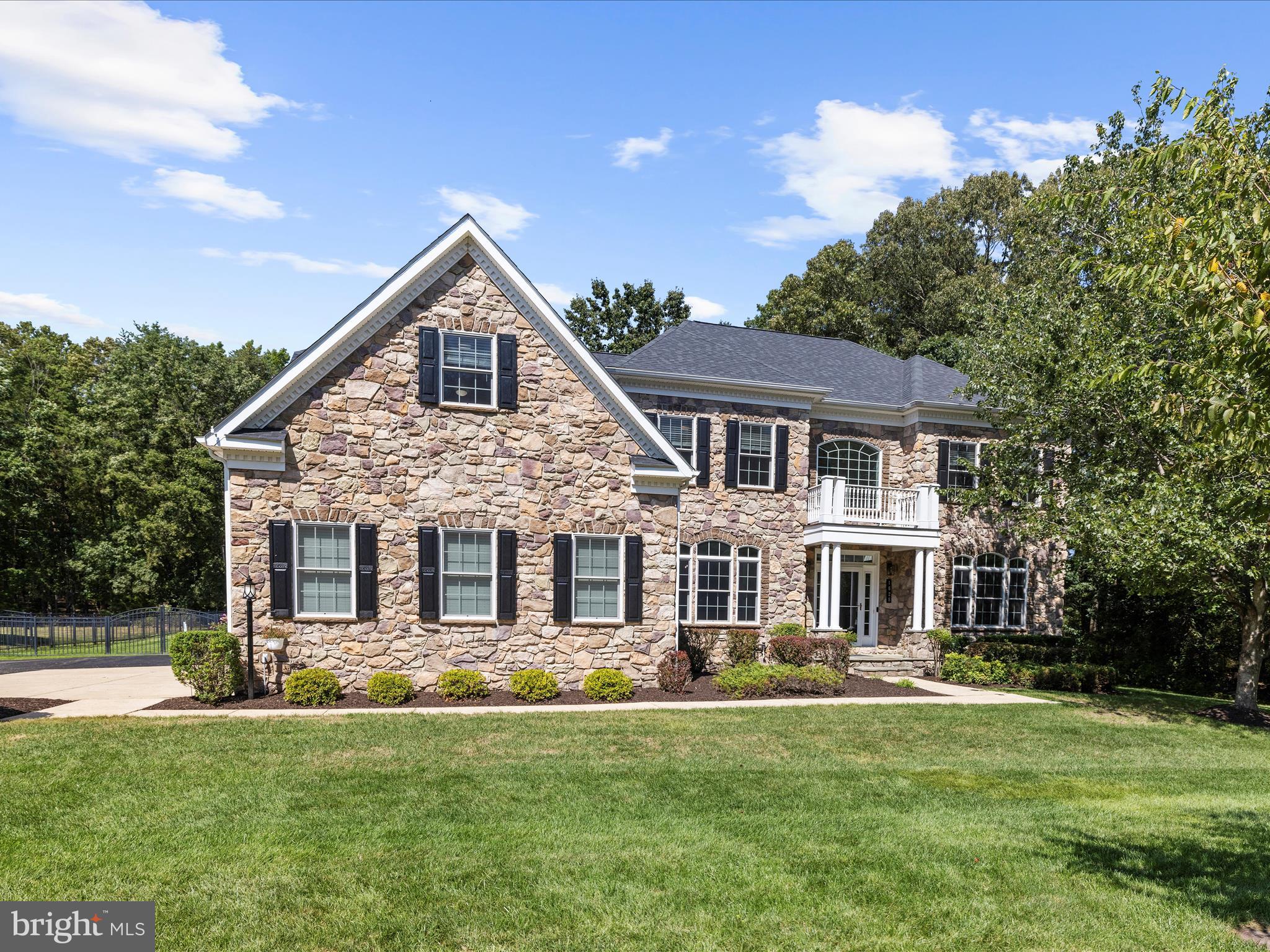 1628 CARNOUSTIE DRIVE