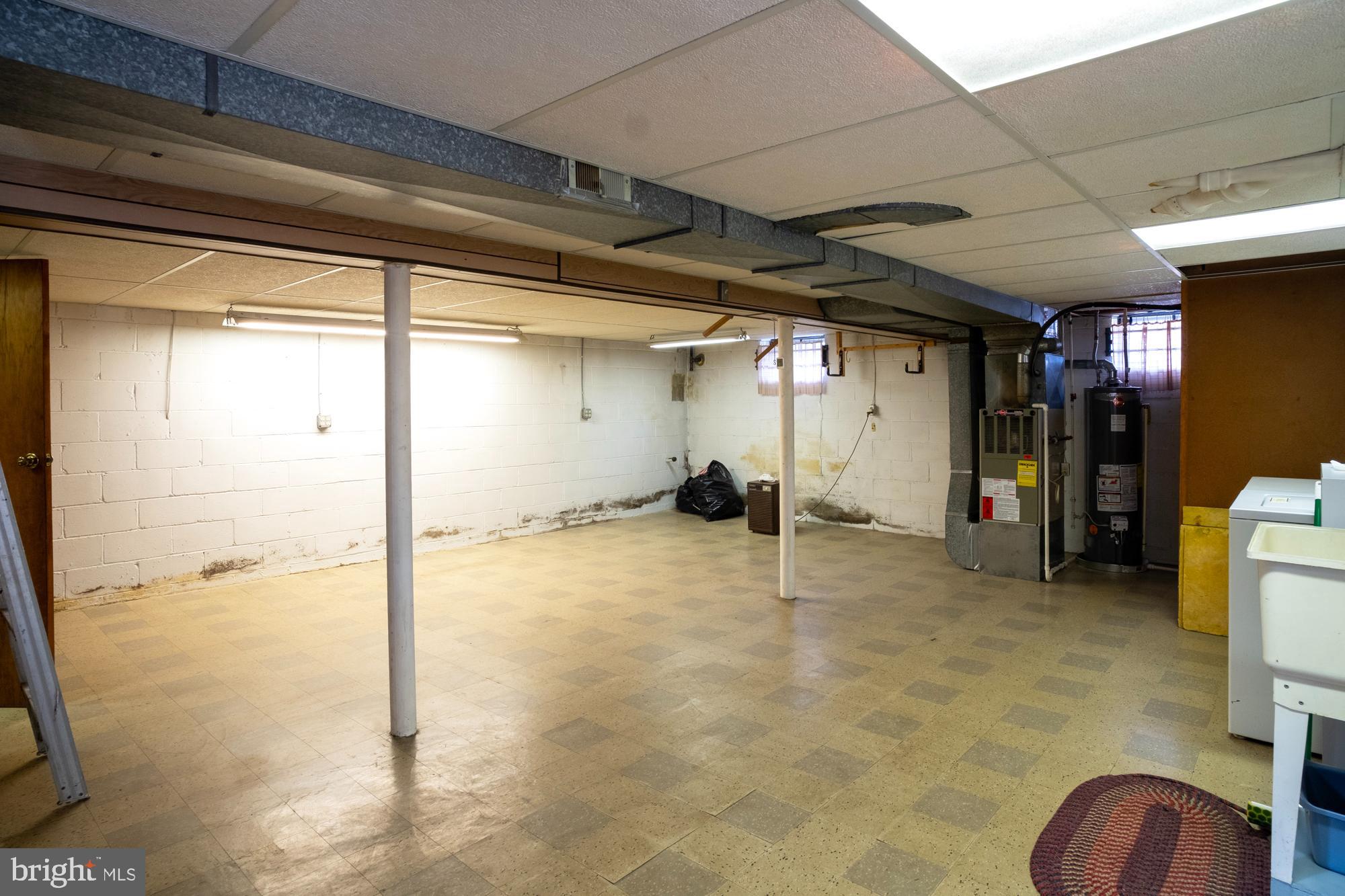 OAKLAND TERRACE - Residential